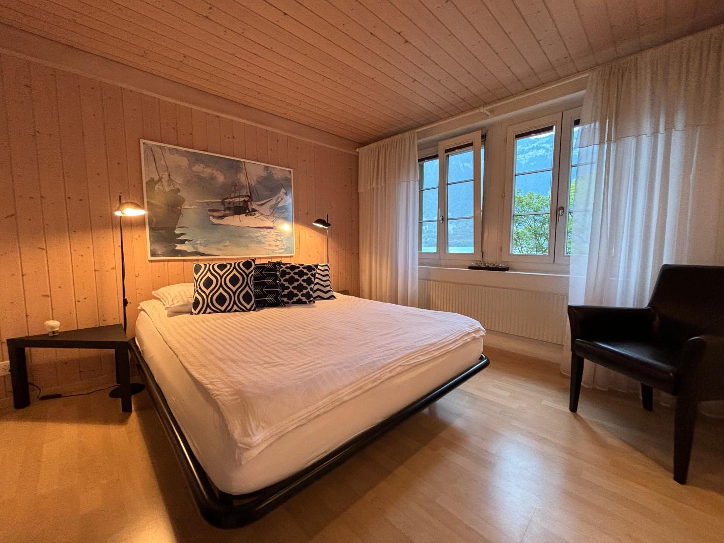 Lake Park Apartment
