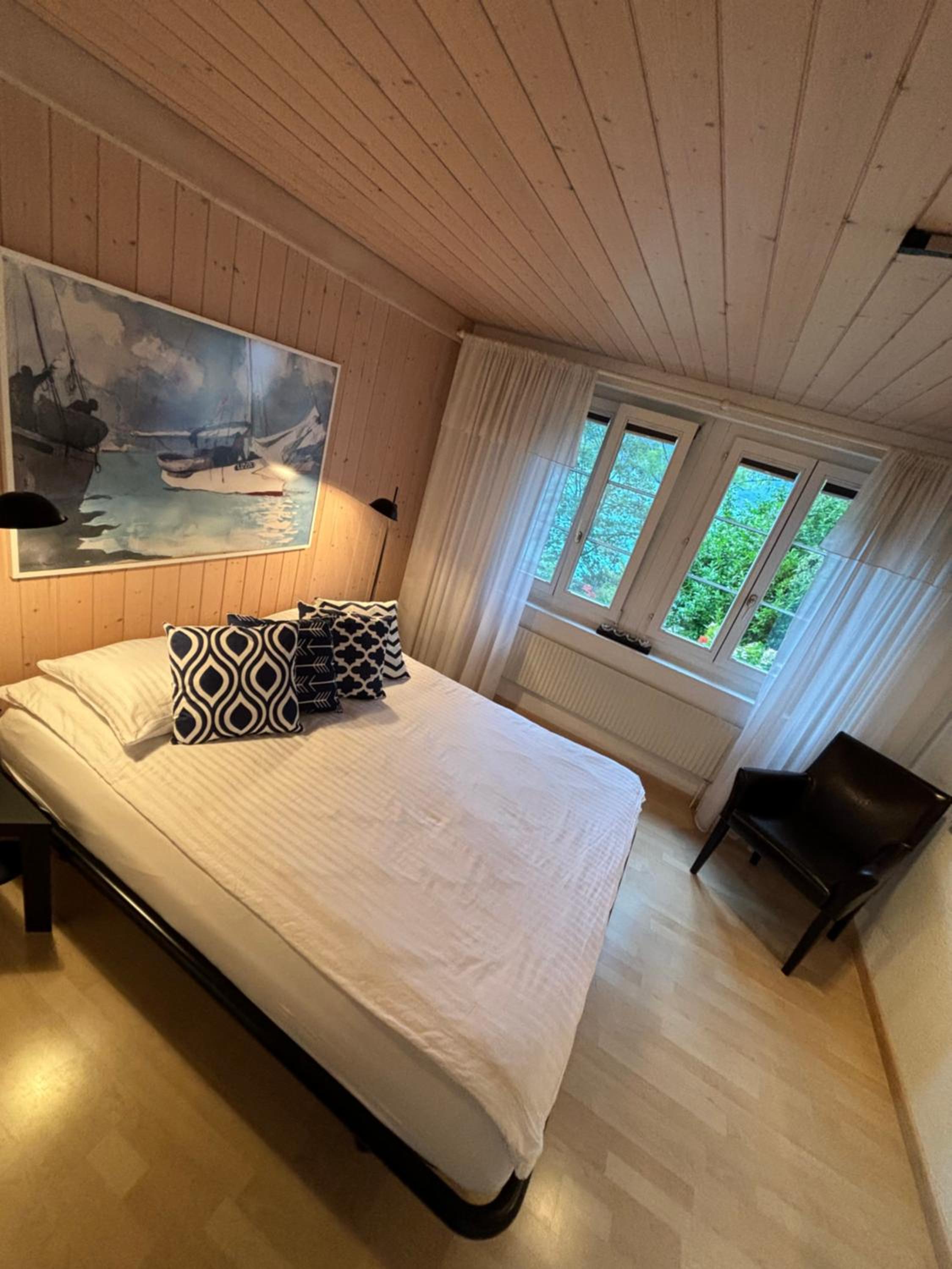 Lake Park Apartment