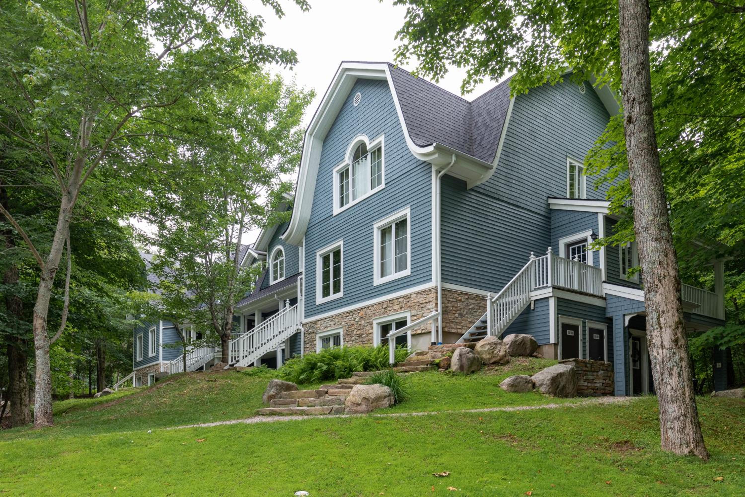 Walking distance Tremblant Resort - Kids Park - Golf
