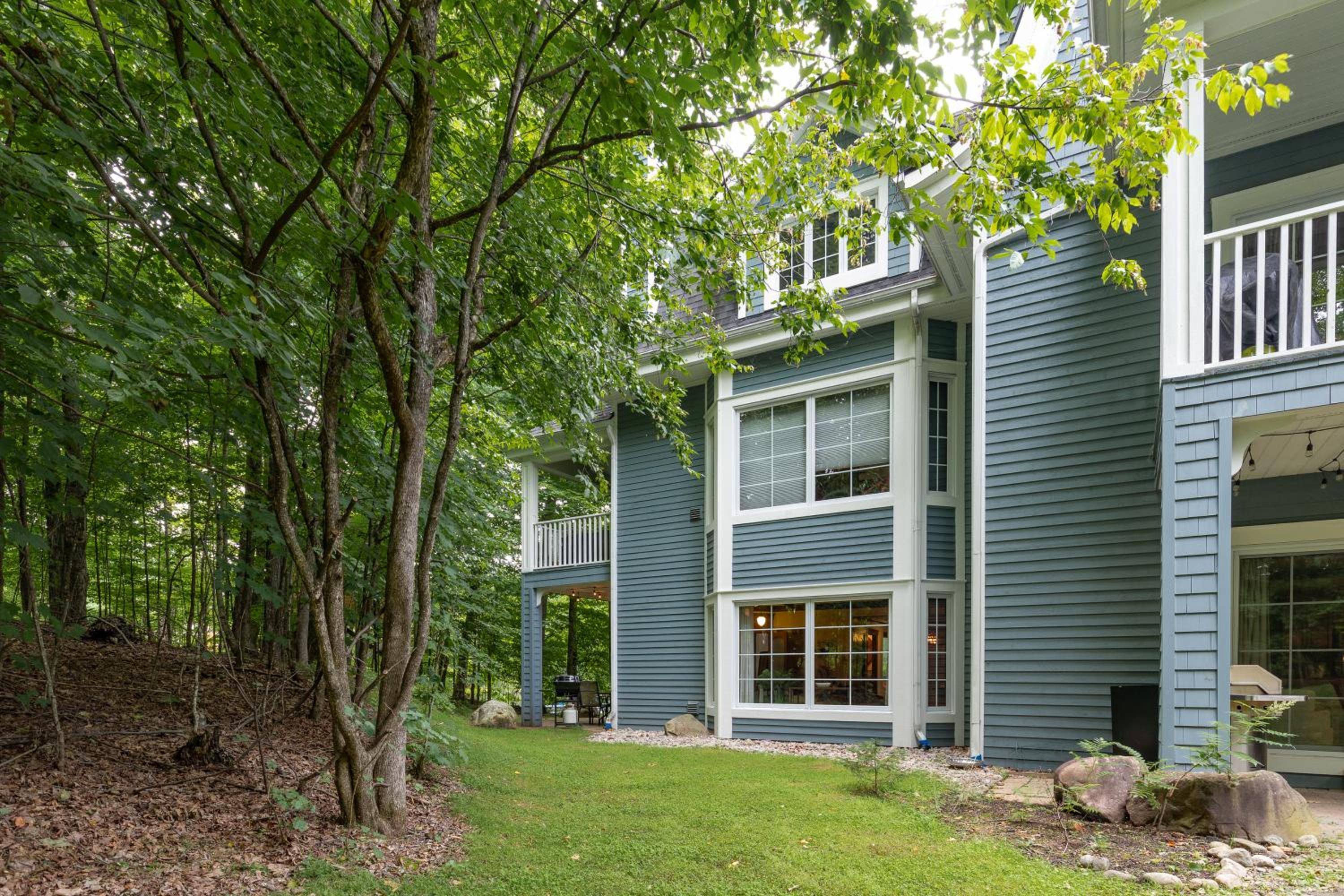 Walking distance Tremblant Resort - Kids Park - Golf
