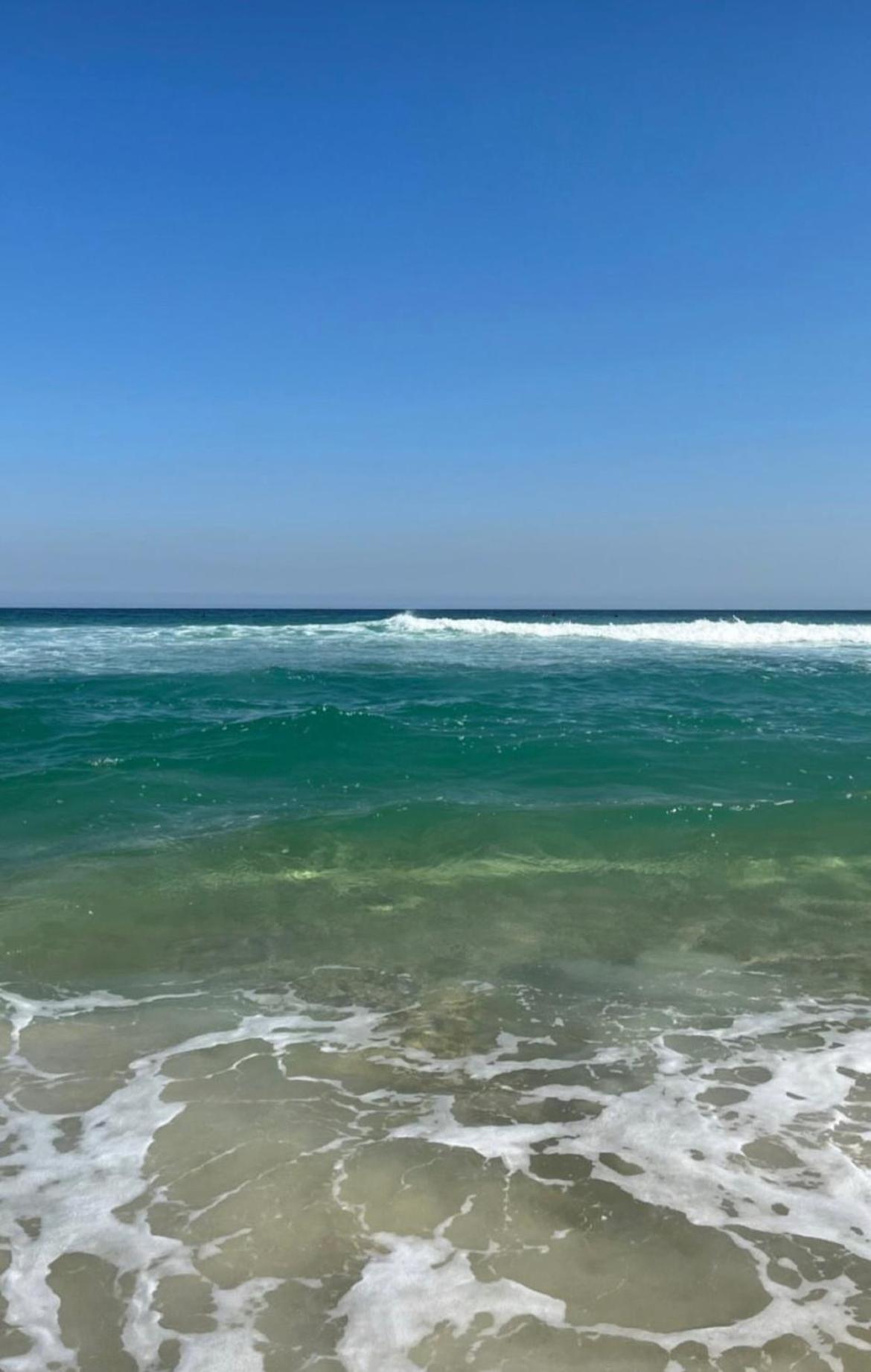 Búzios Praia da Ferradura Linda casa dentro de Condomínio com toda infraestrutura - água e luz inclusos na tarifa