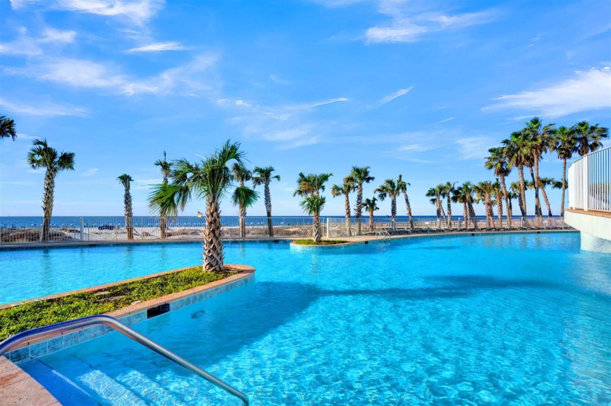 Turquoise Place 1206C view 5