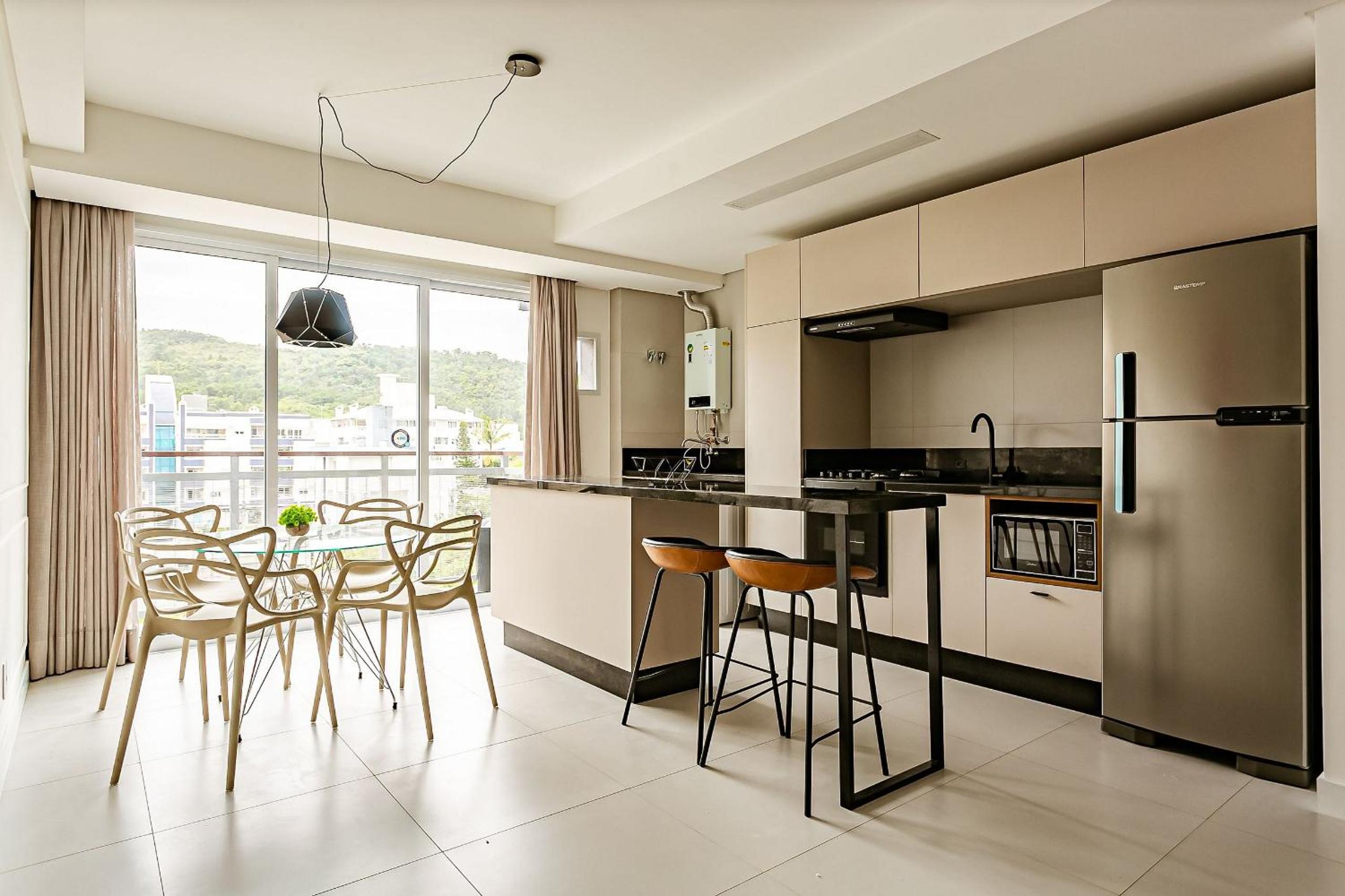 JRR - Apartments 240 meters from Jurerê Beach