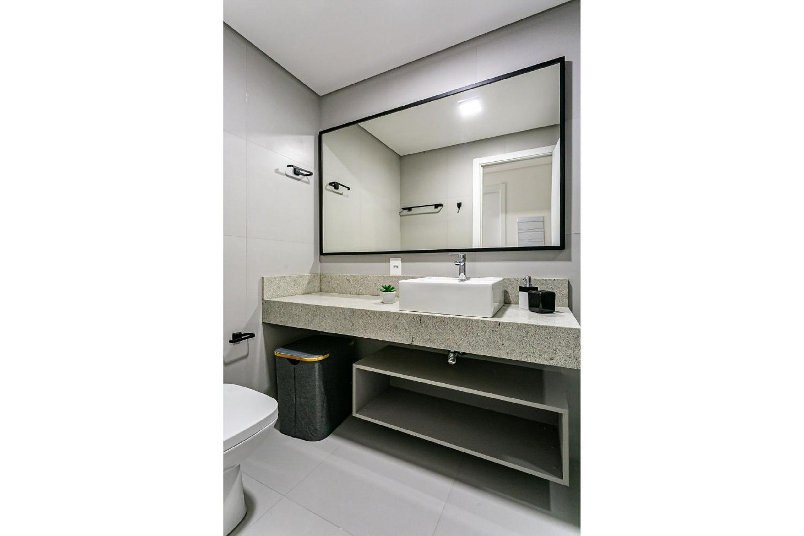 JRR - Apartments 240 meters from Jurerê Beach