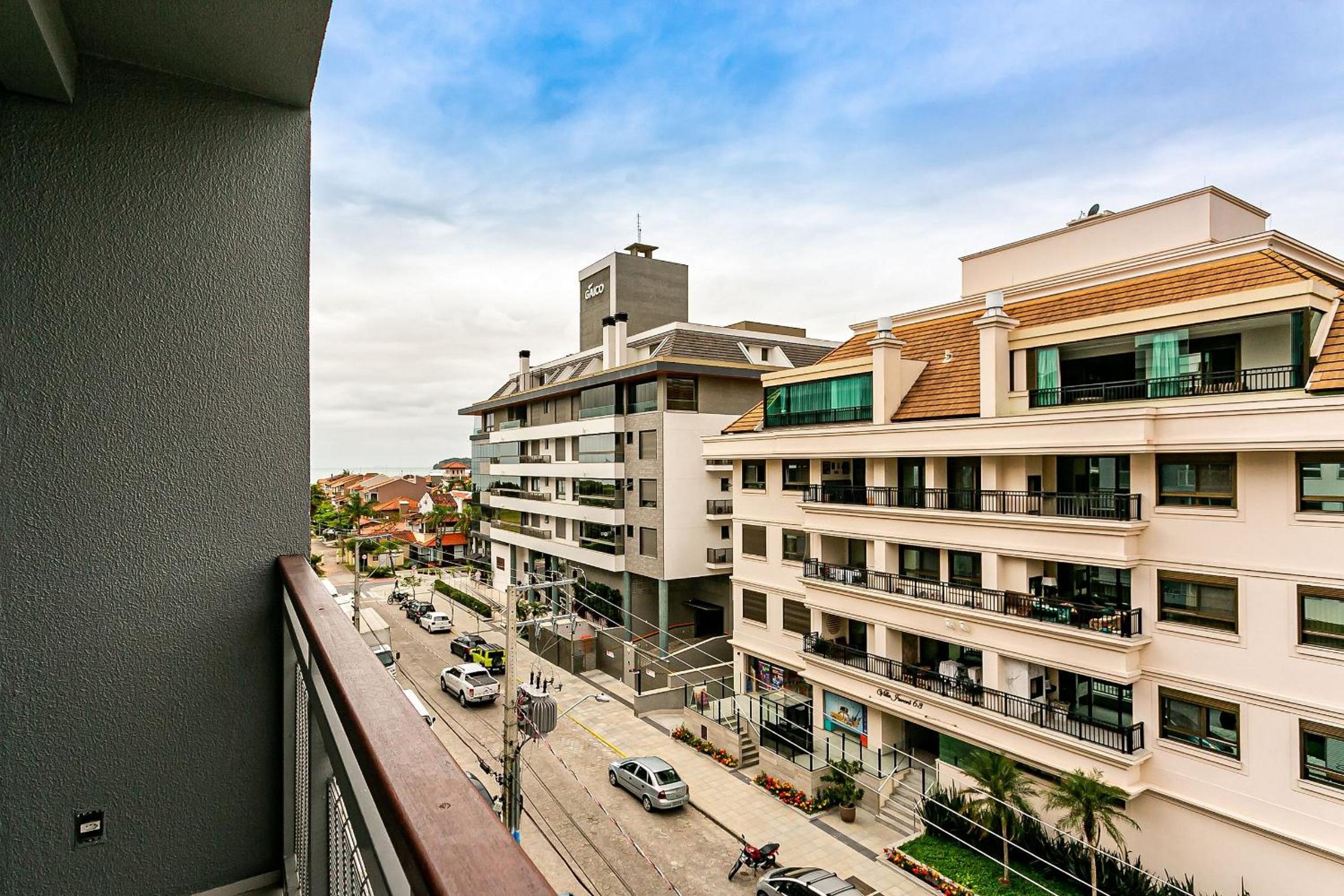 JRR - Apartments 240 meters from Jurerê Beach