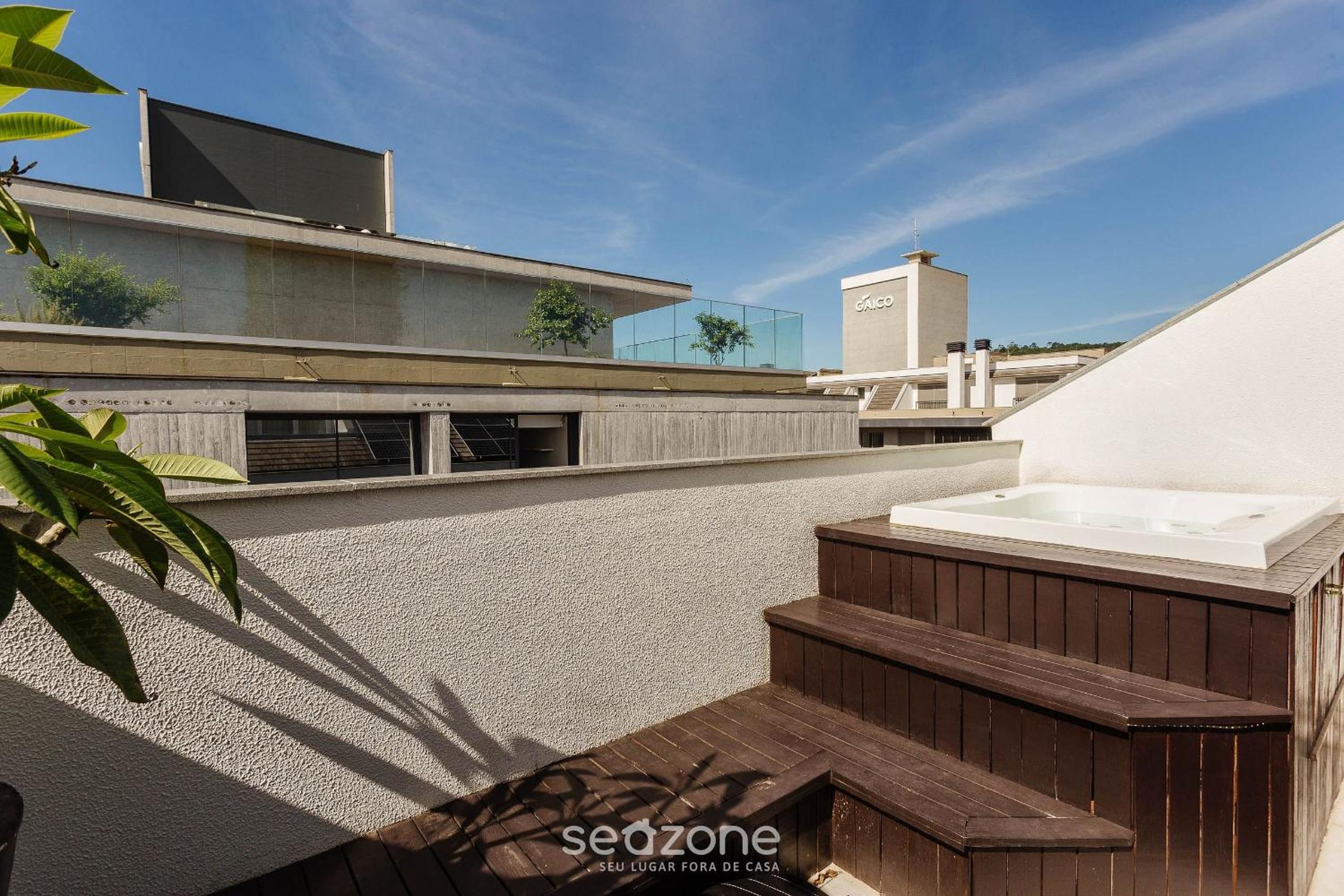JRR - Apartments 240 meters from Jurerê Beach
