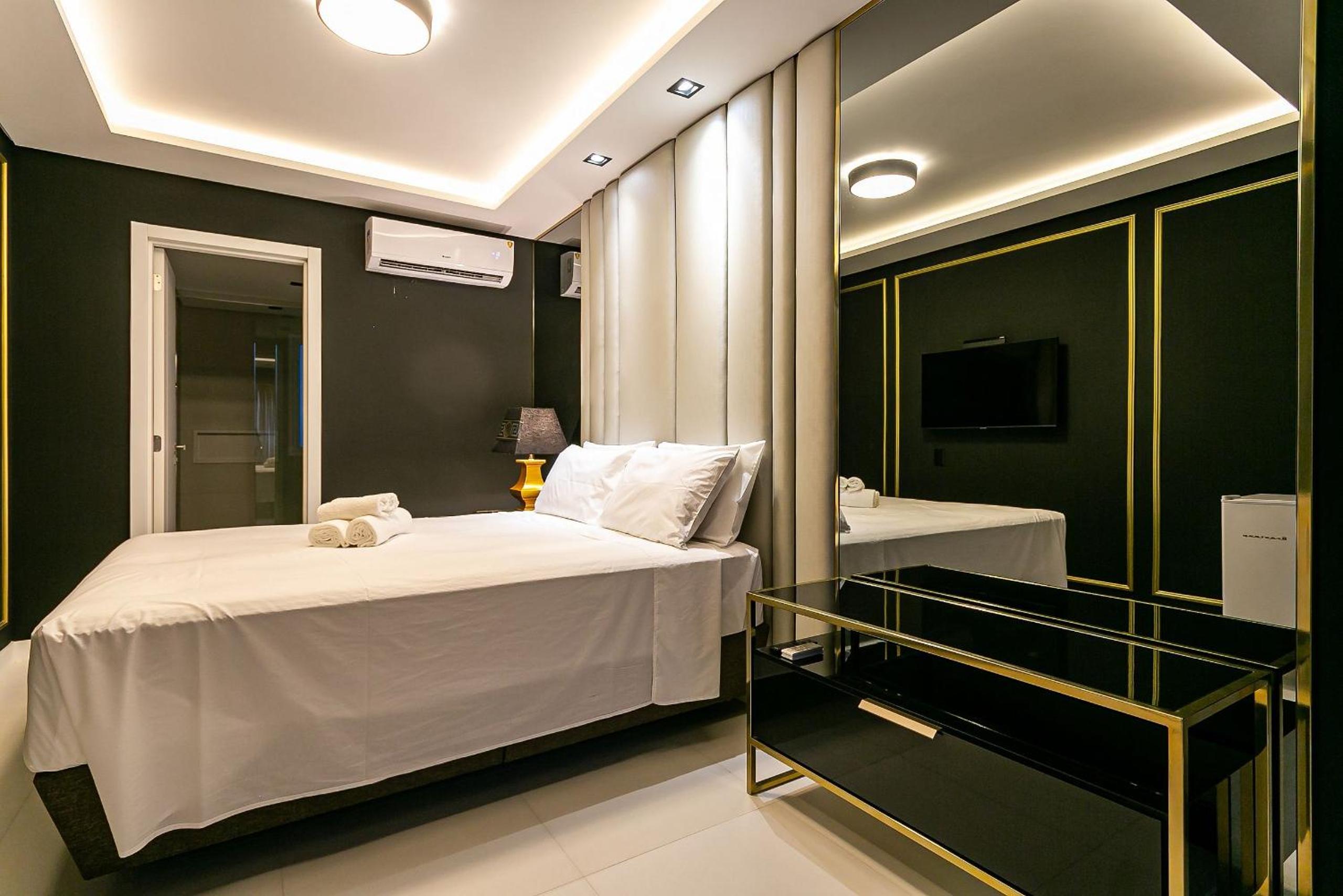 JRR - Apartments 240 meters from Jurerê Beach