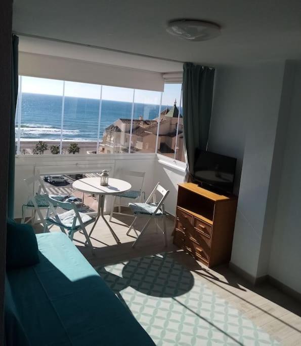 Bomboncito al lado del mar con vistas maravillosas