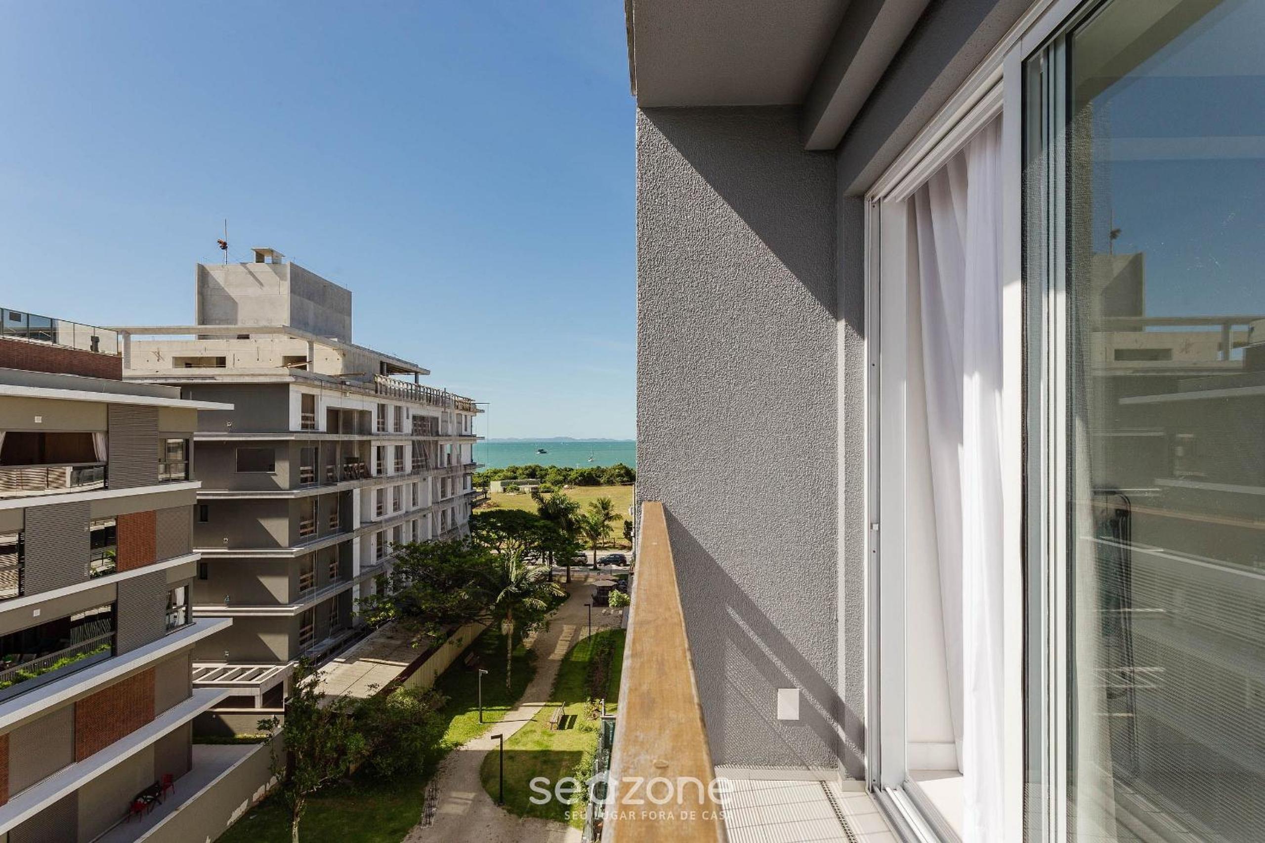 JRR - Apartments 240 meters from Jurerê Beach