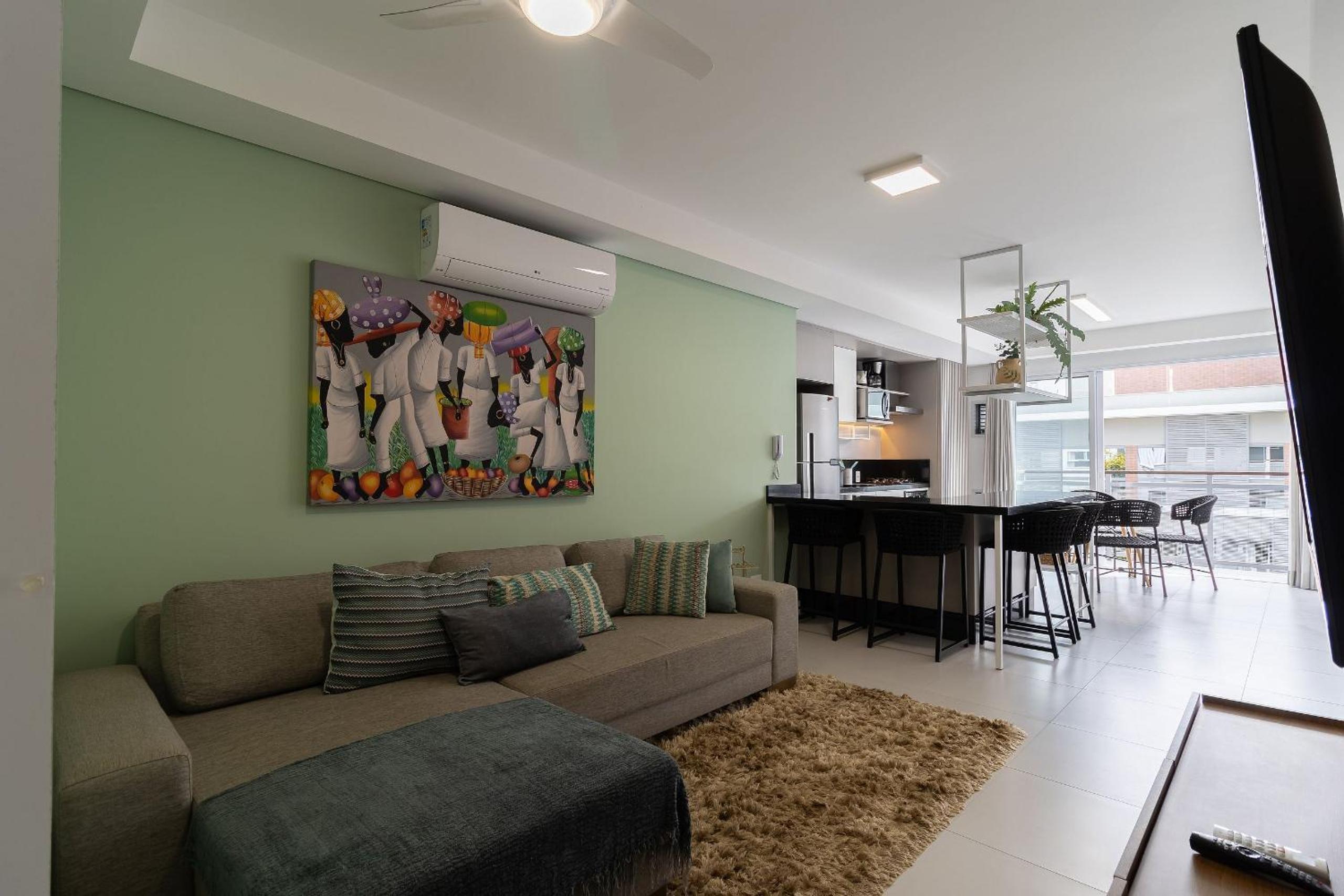 JRR - Apartments 240 meters from Jurerê Beach