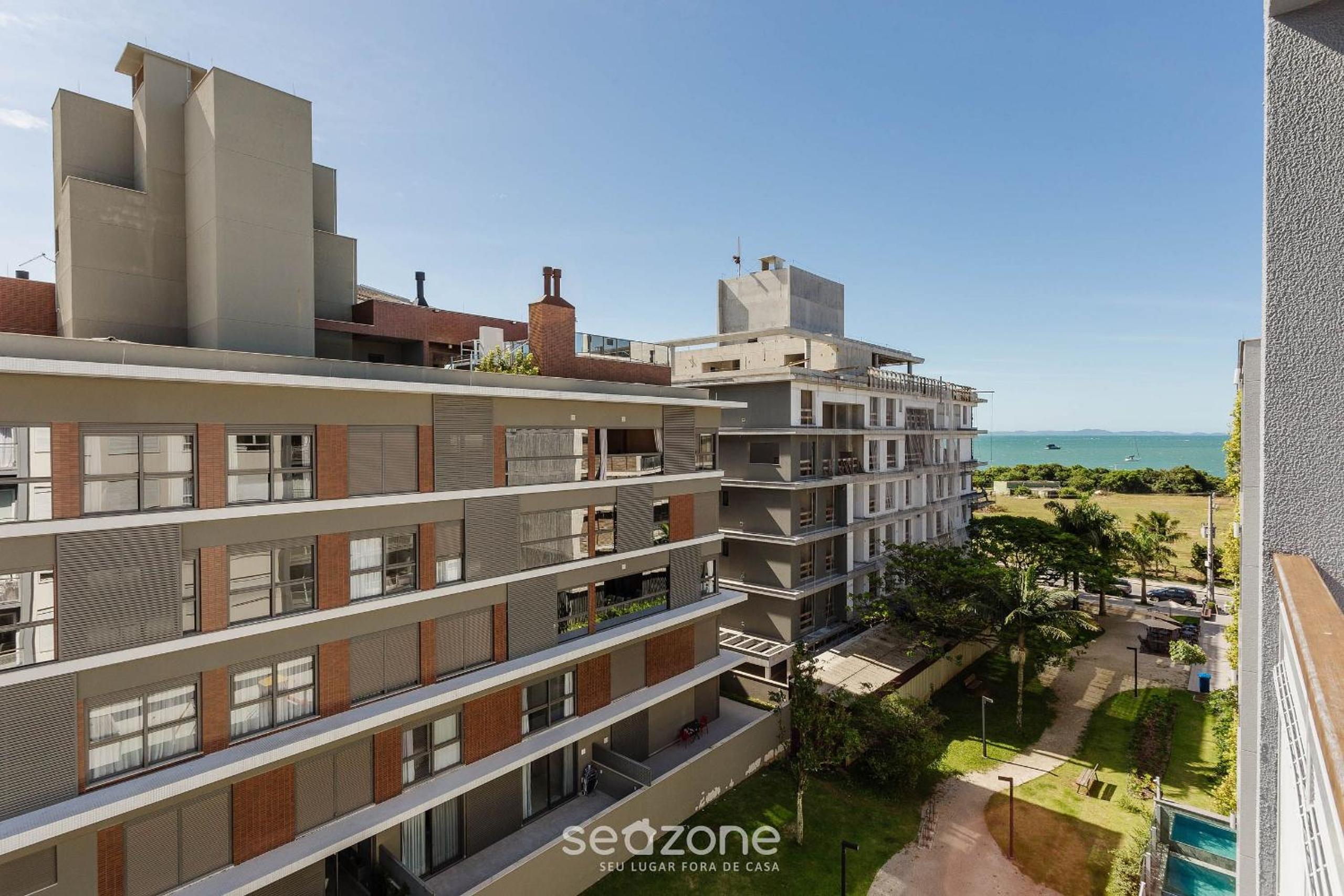 JRR - Apartments 240 meters from Jurerê Beach