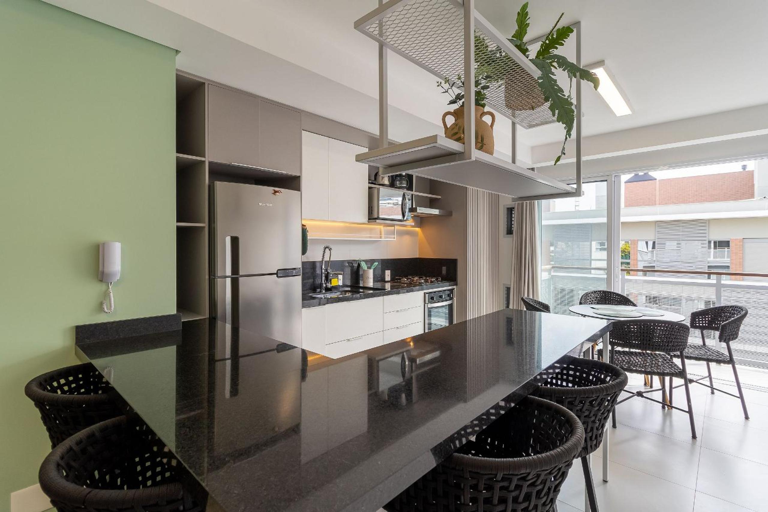 JRR - Apartments 240 meters from Jurerê Beach