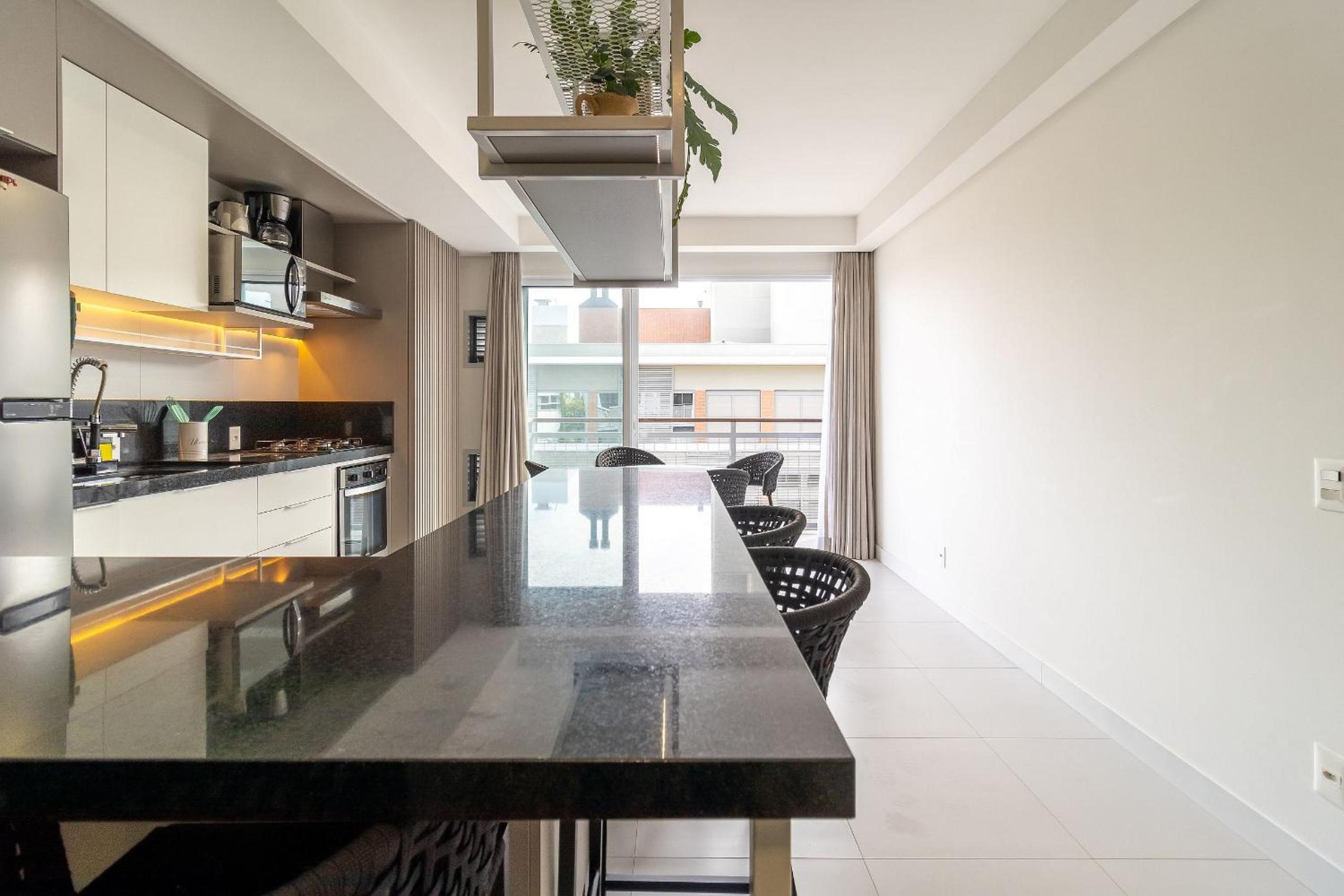 JRR - Apartments 240 meters from Jurerê Beach