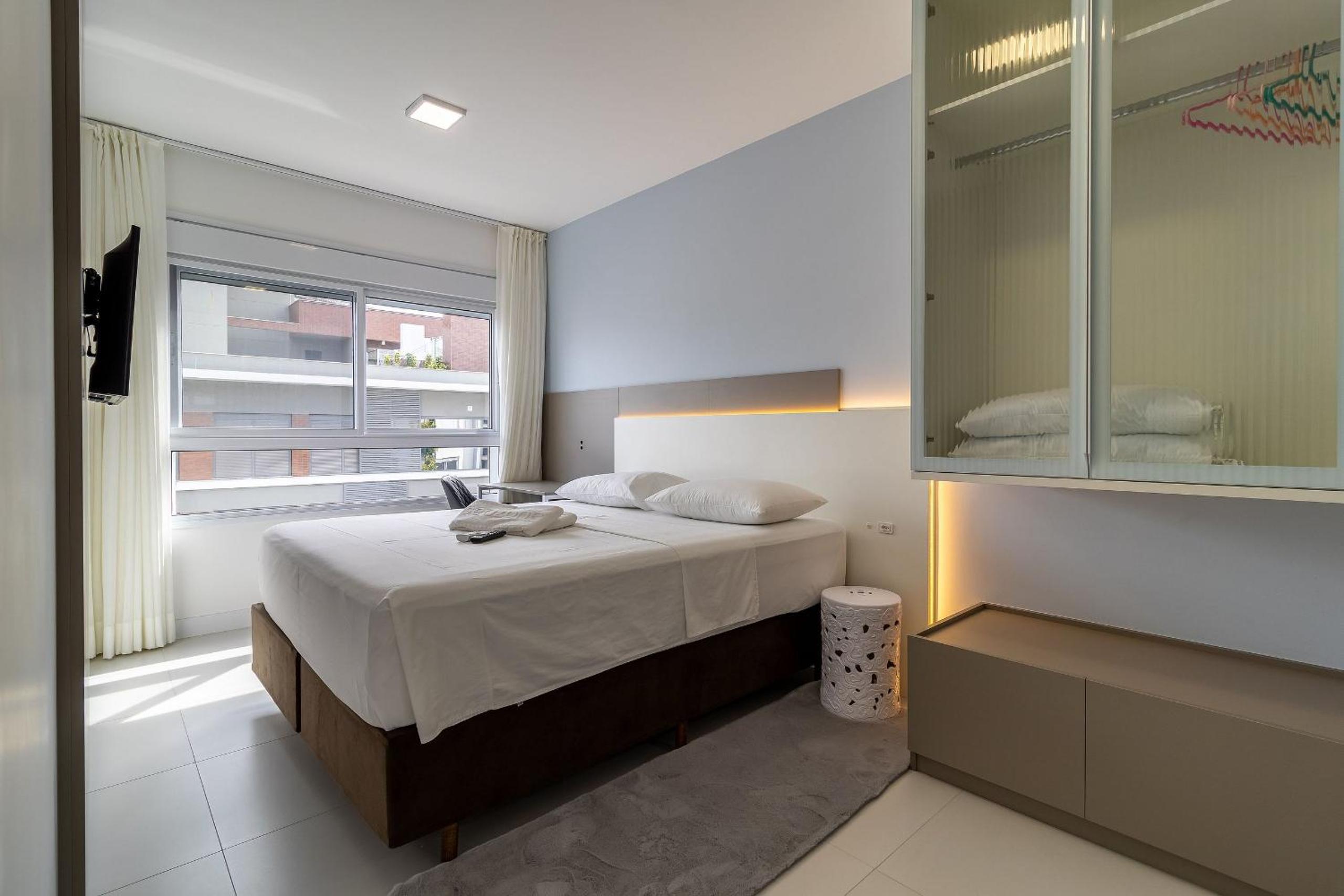 JRR - Apartments 240 meters from Jurerê Beach