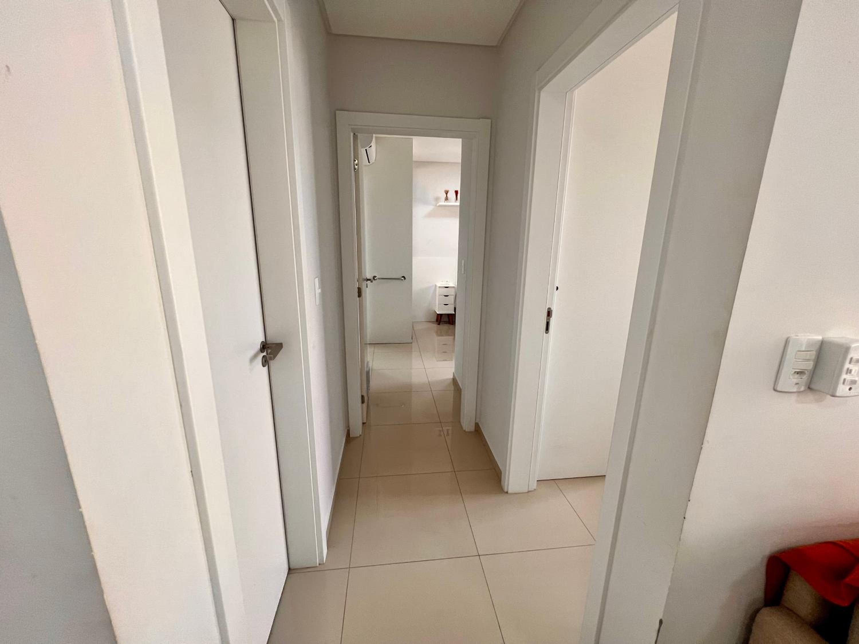 Apartamento vista mar, 2 quartos, garagem - COMPLETO