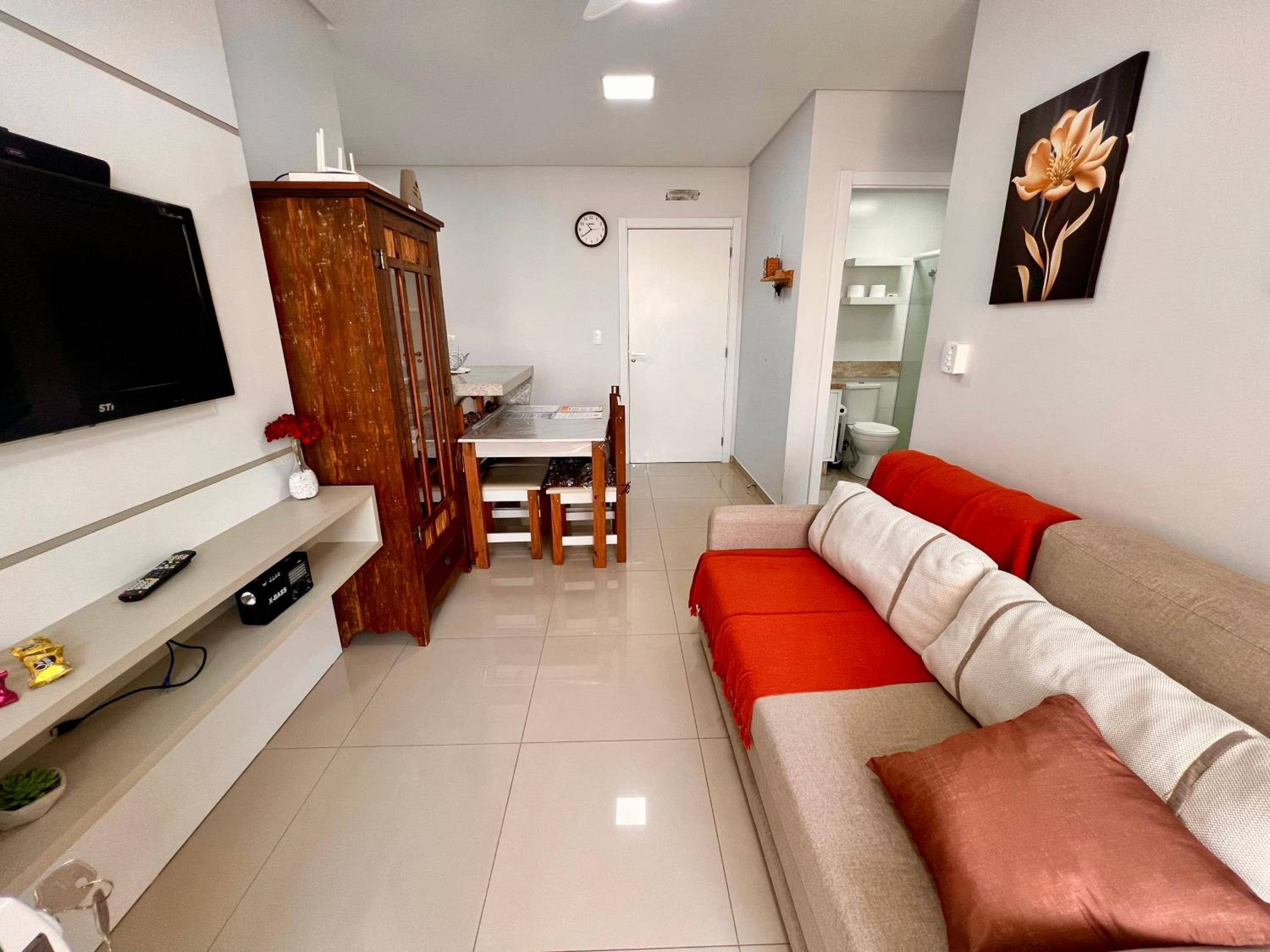 Apartamento vista mar, 2 quartos, garagem - COMPLETO
