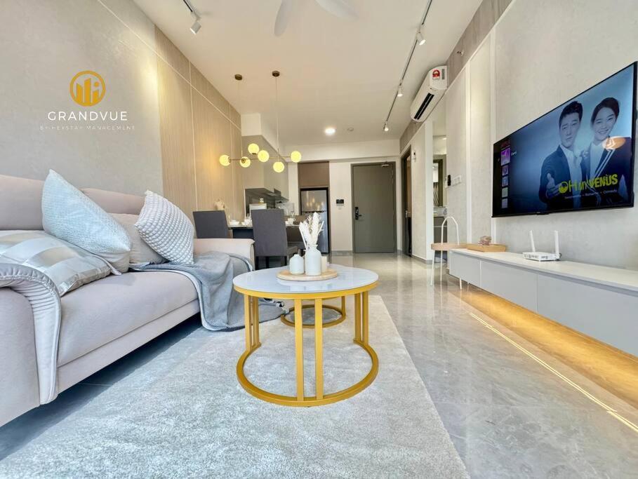 Agile Residence Bukit Bintang By Heystay Management