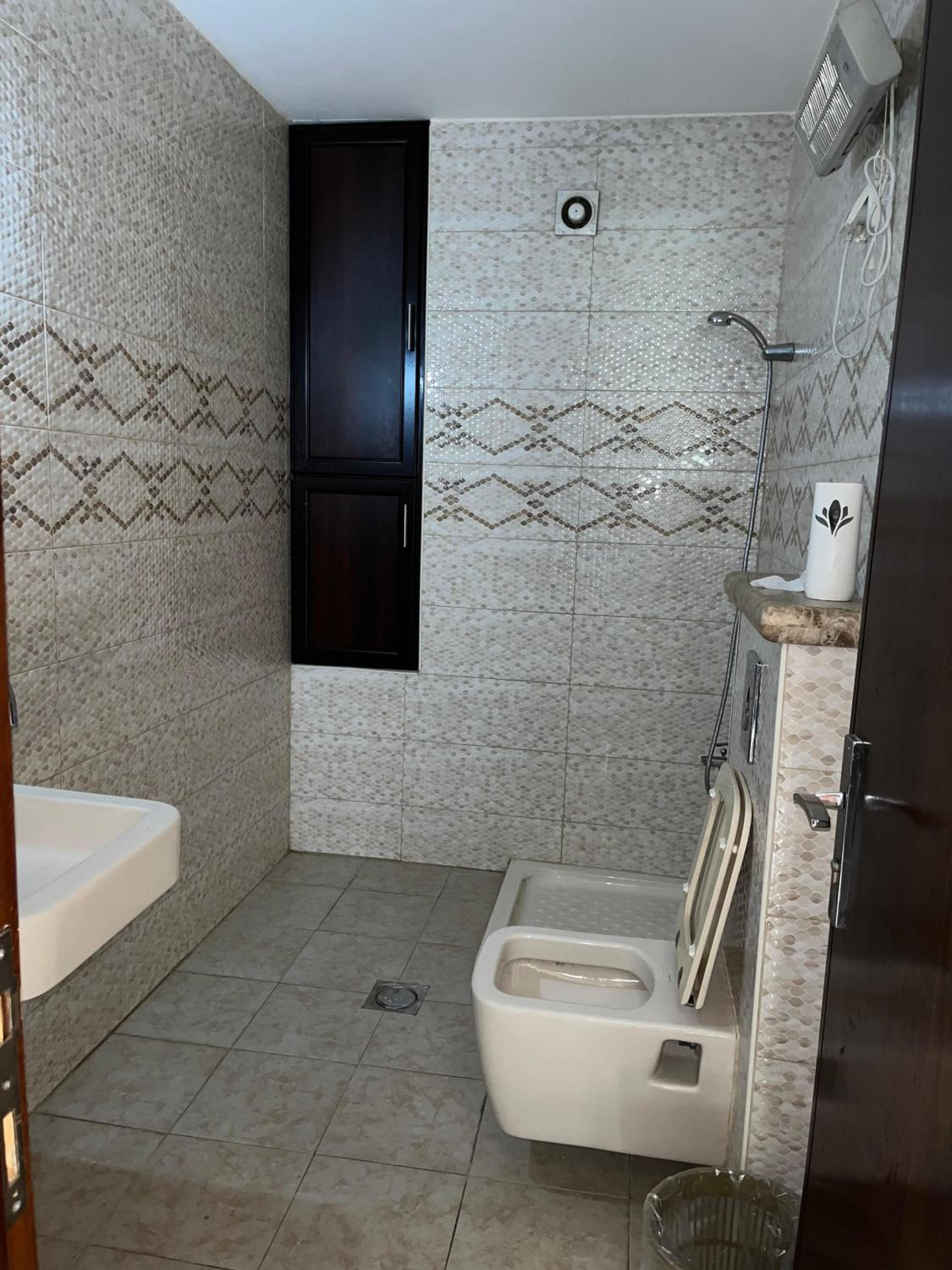 Salah Khamlan Apartments view 2
