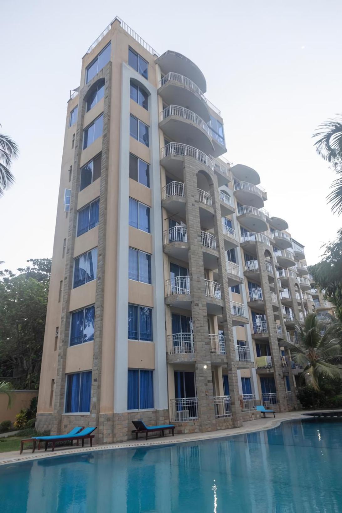 Beachfront Luxurious Apartment
