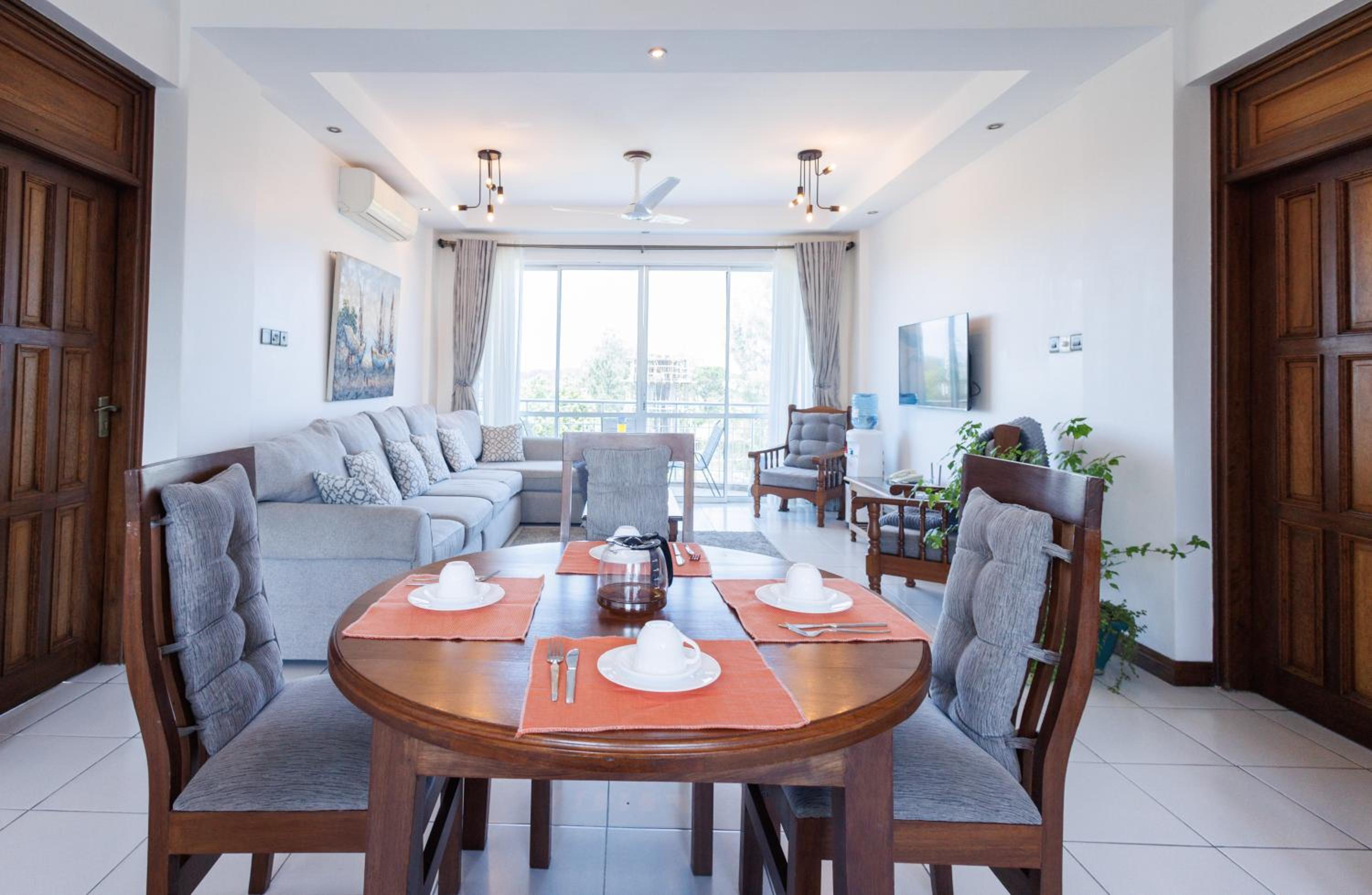 Beachfront Luxurious Apartment