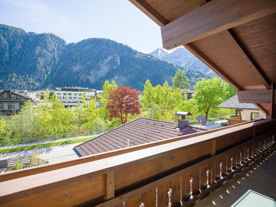 AlpenLuxus' PANORAMA Appartement with Car Park and Mountain View