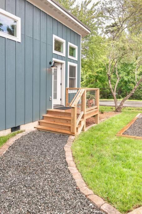 Brand New Modern Asheville Escape view 4