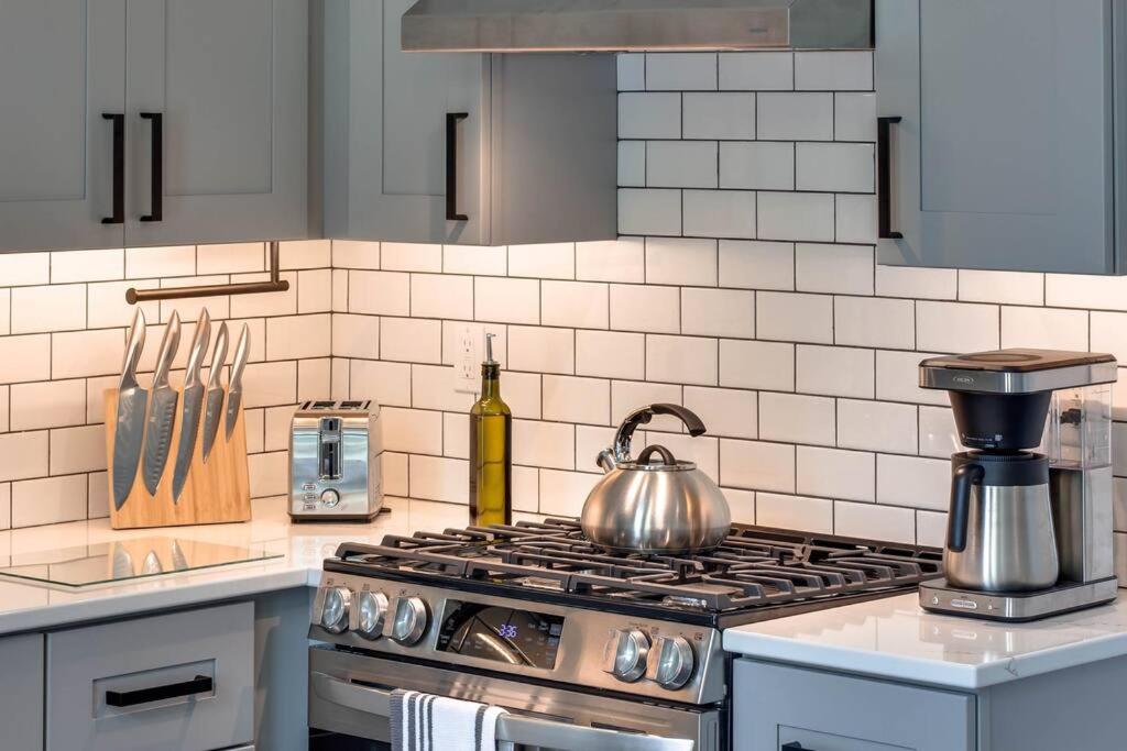 Brand New Modern Asheville Escape view 5