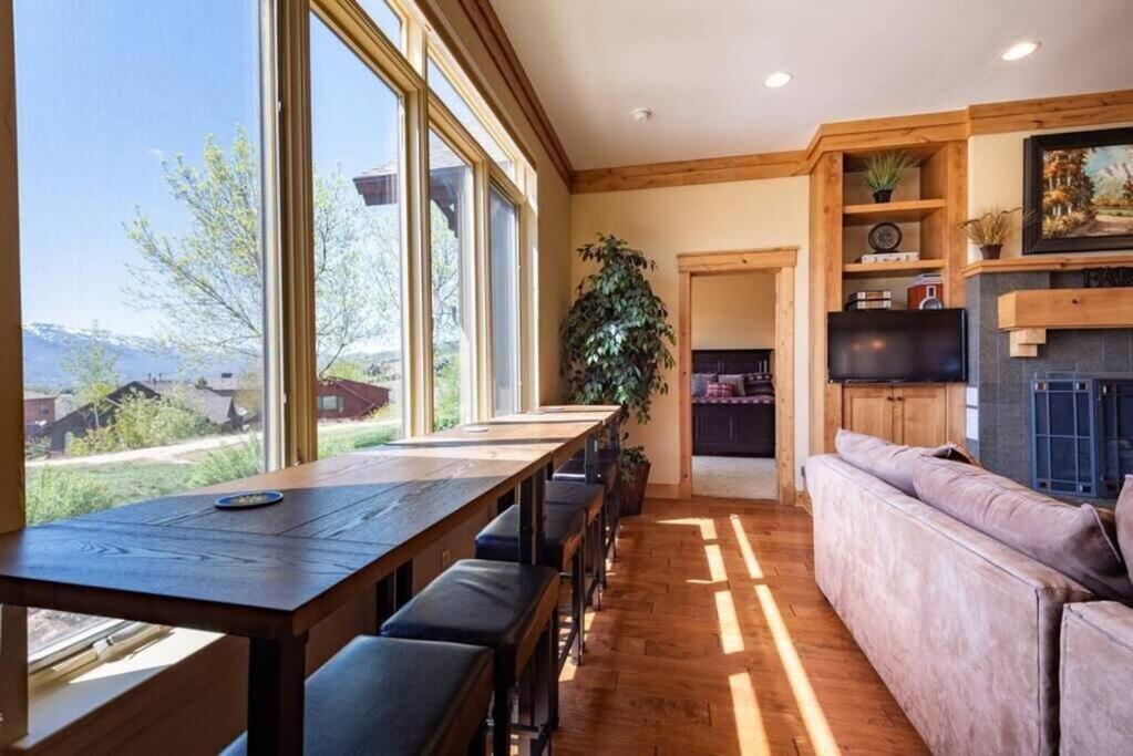 Powder Mtn Trapper Lodge TR1 Ski Retreat Game Rm