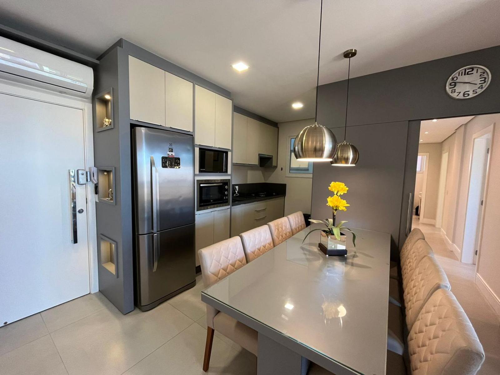 Cód 70 - Apartamento á 280m do mar