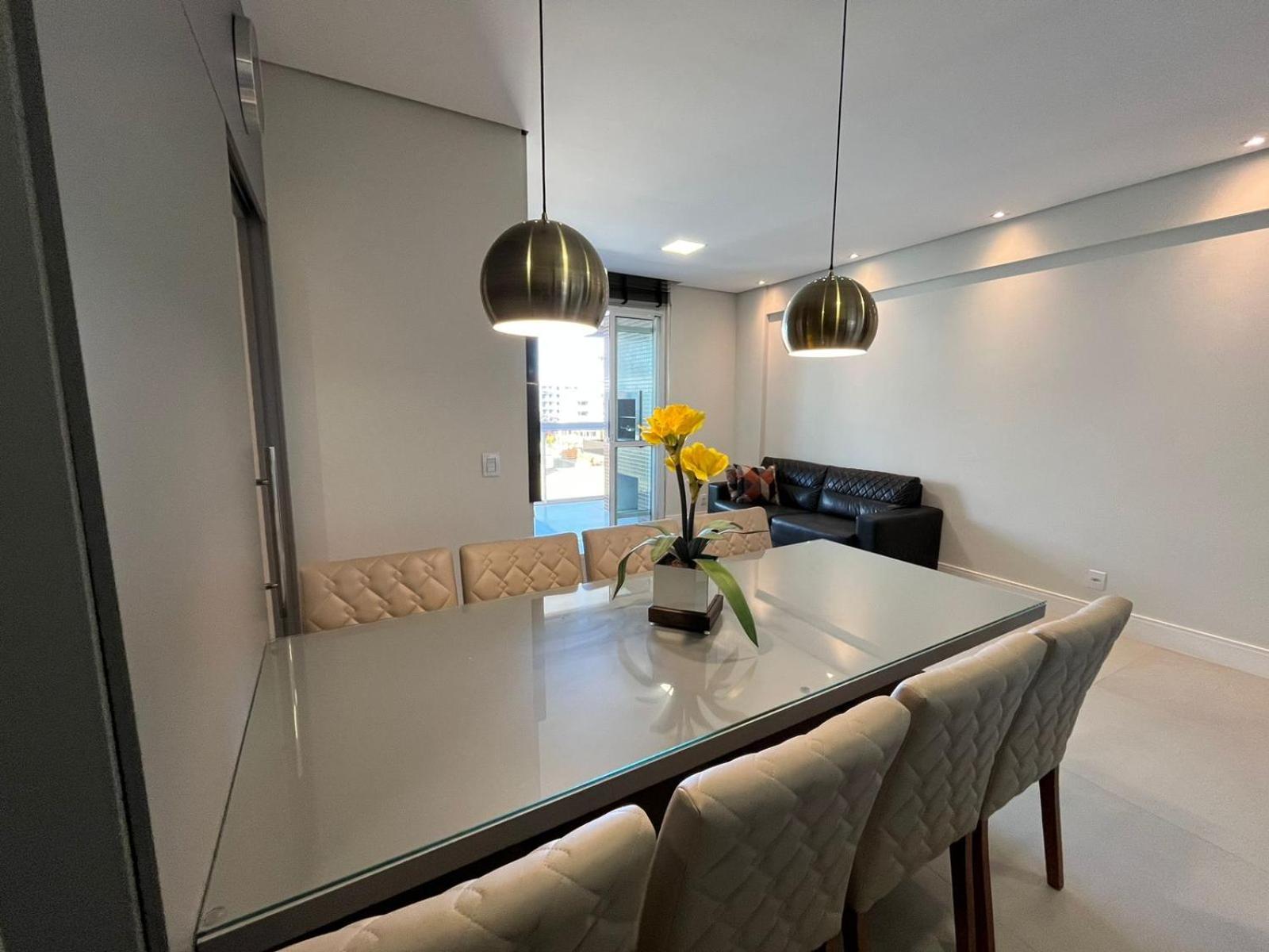 Cód 70 - Apartamento á 280m do mar