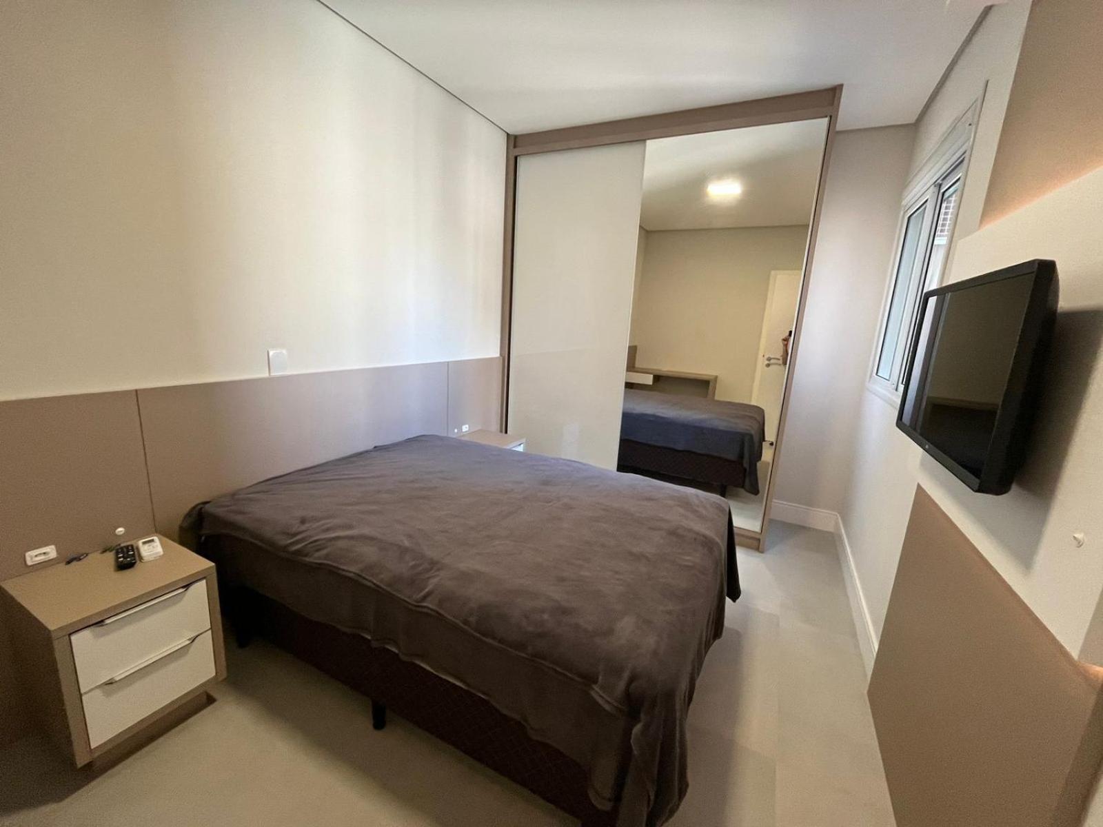 Cód 70 - Apartamento á 280m do mar