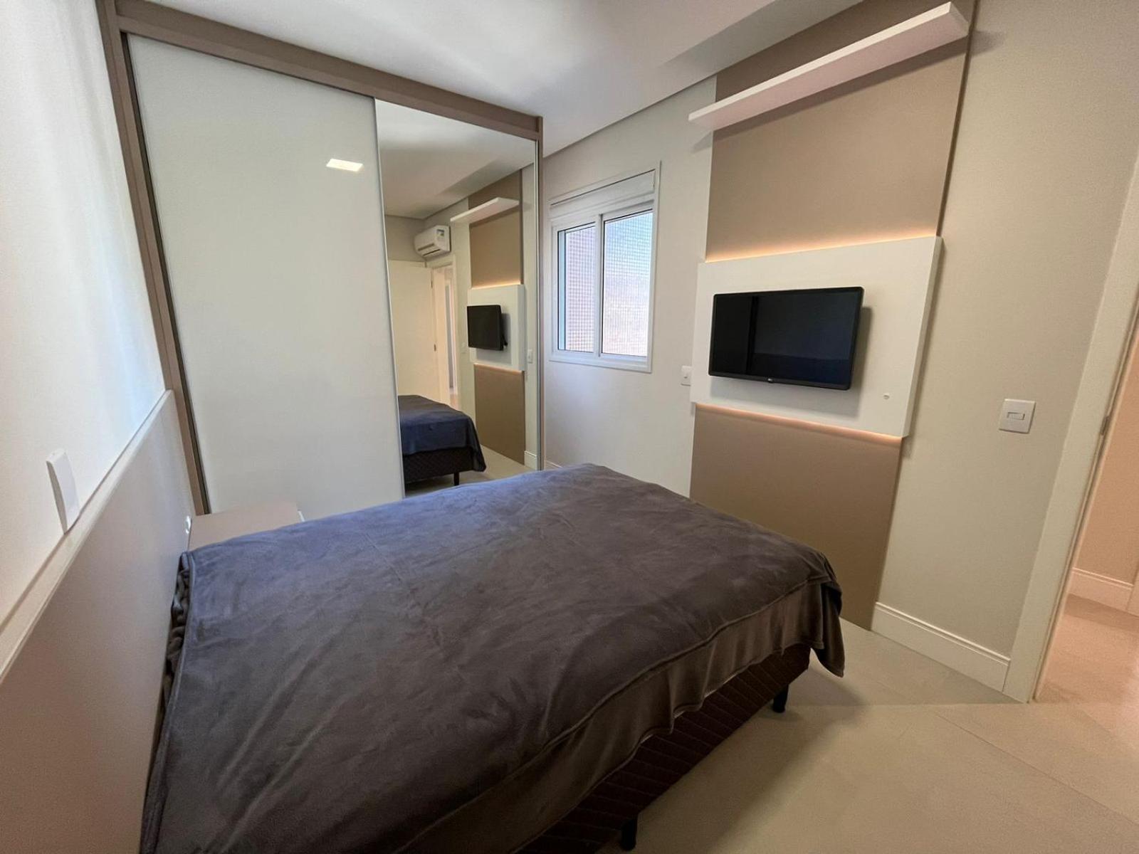Cód 70 - Apartamento á 280m do mar
