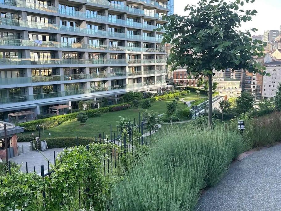 Modern Luxury apt at Sinpas Queen