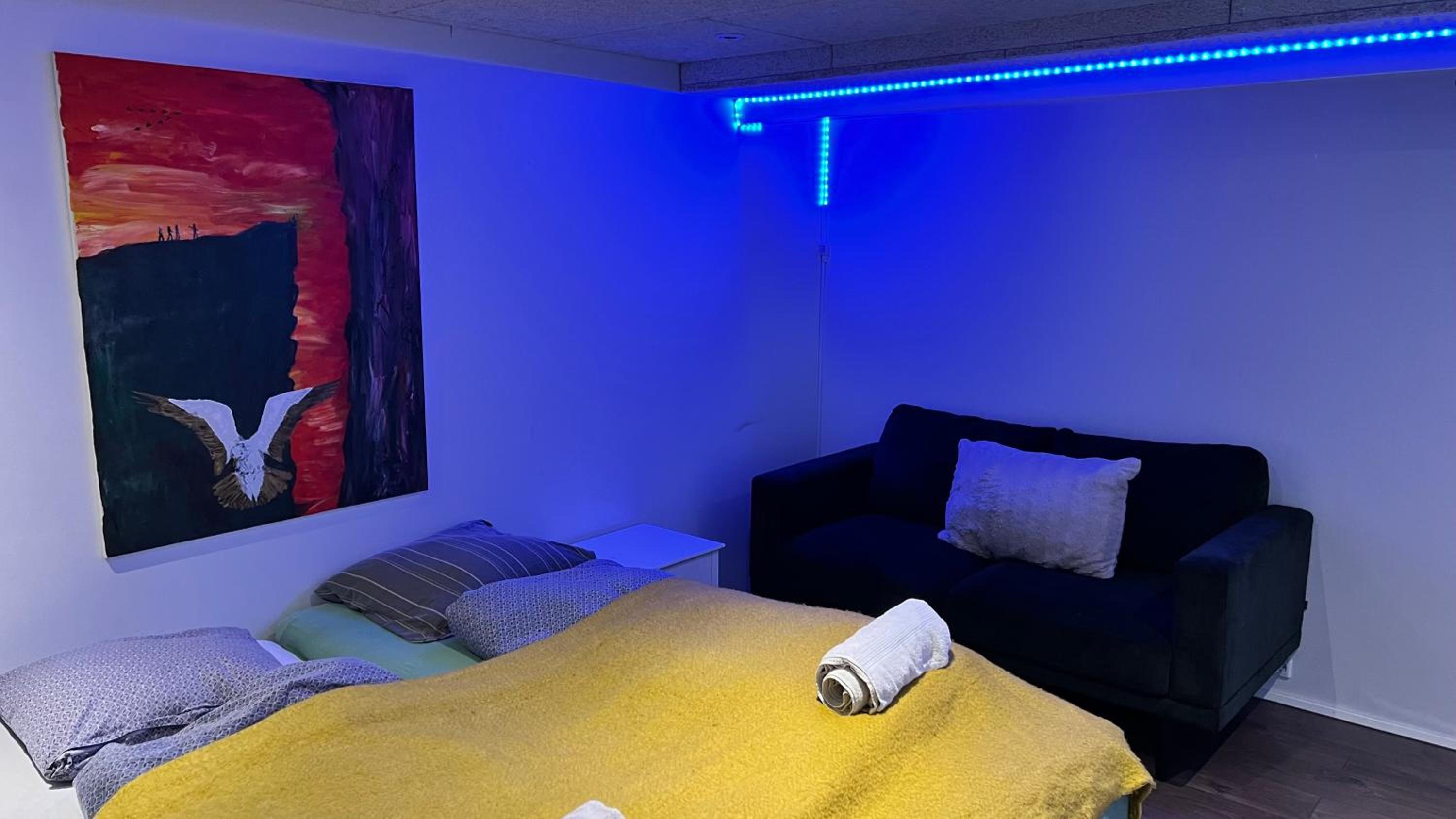 hotel room