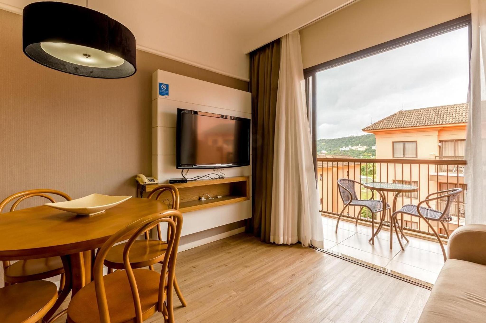 Modern Studios by the Sea - Jurerê Beach Village JBVTOP