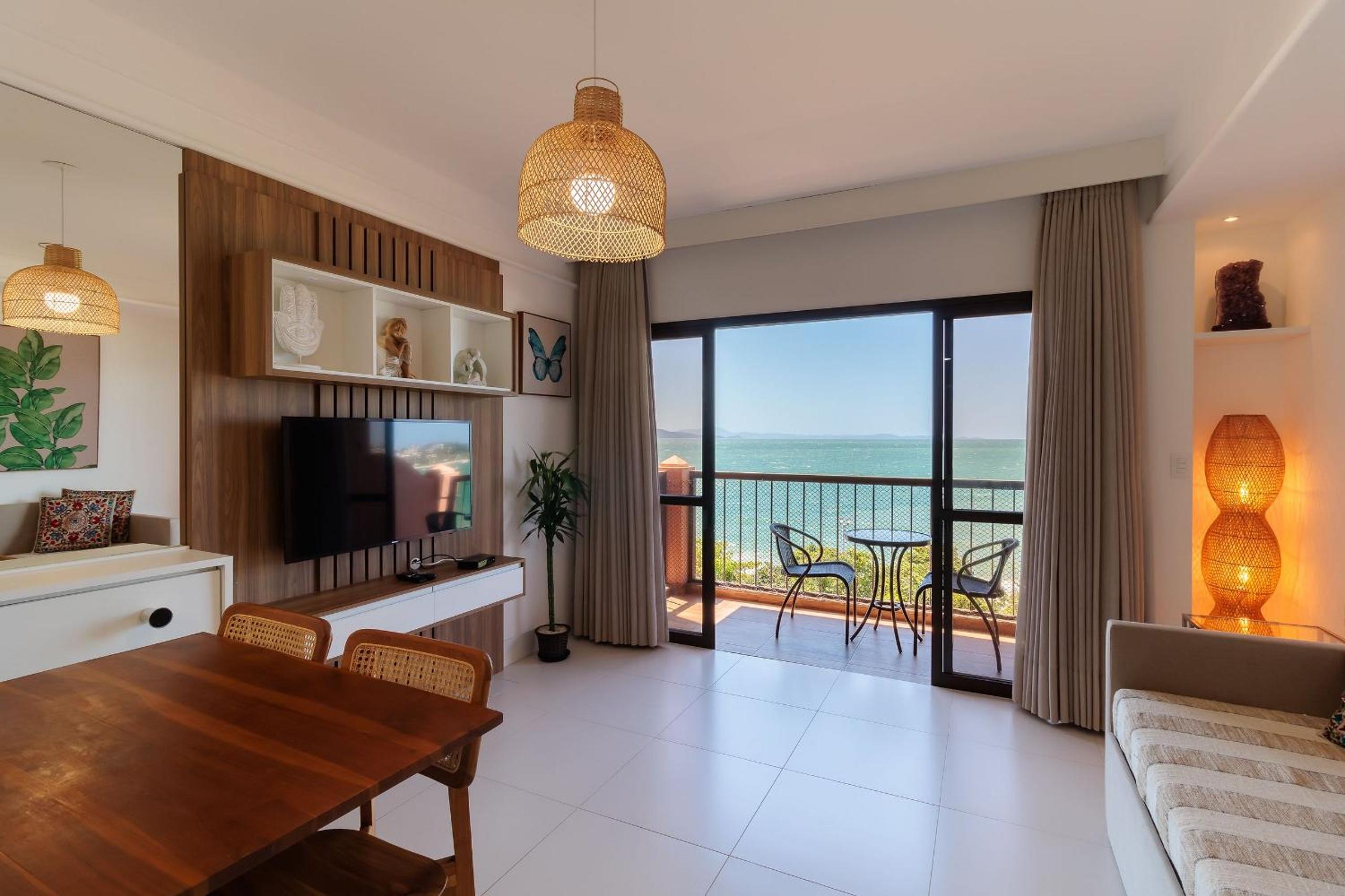 Modern Studios by the Sea - Jurerê Beach Village JBVTOP