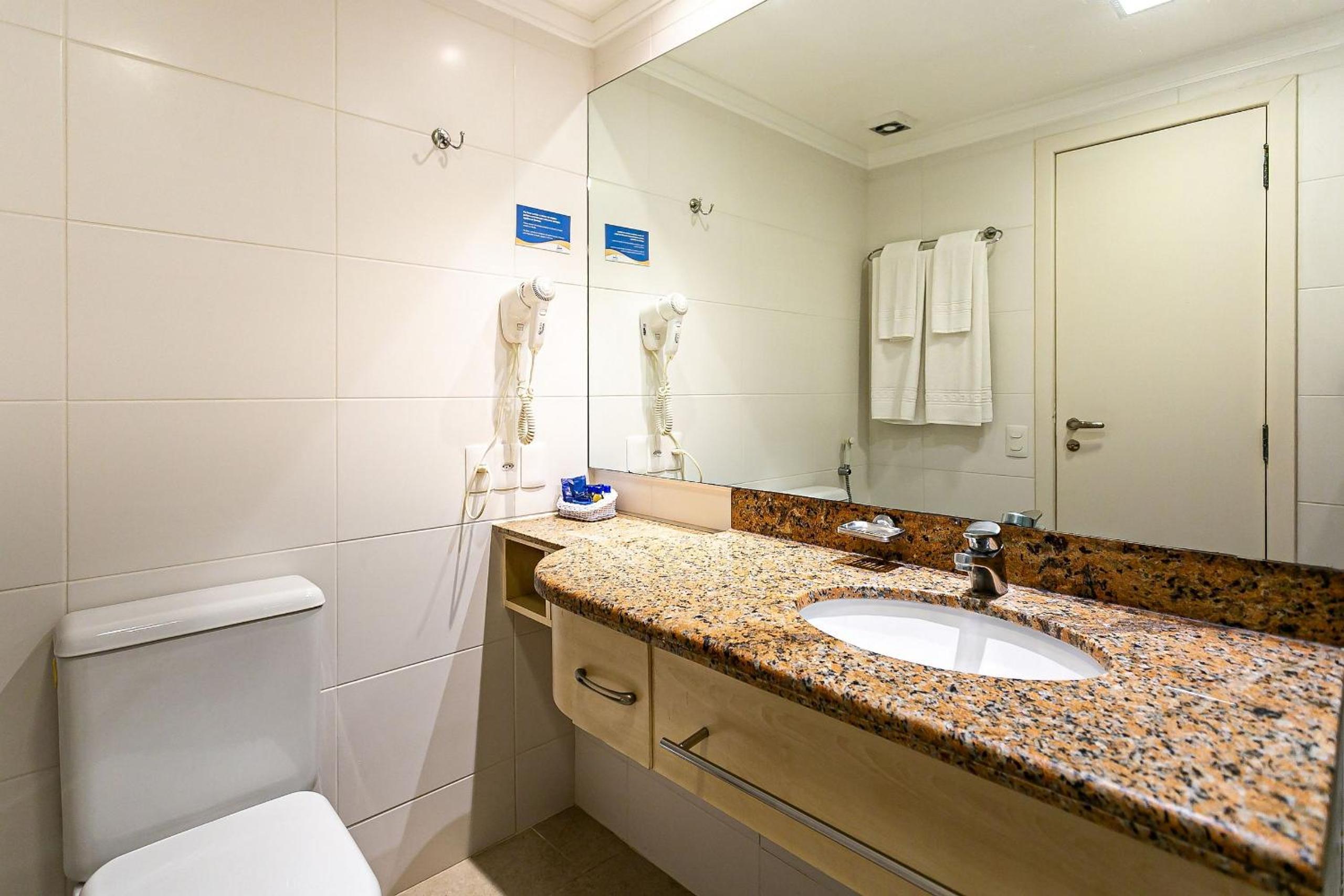 Modern Studios by the Sea - Jurerê Beach Village JBVTOP