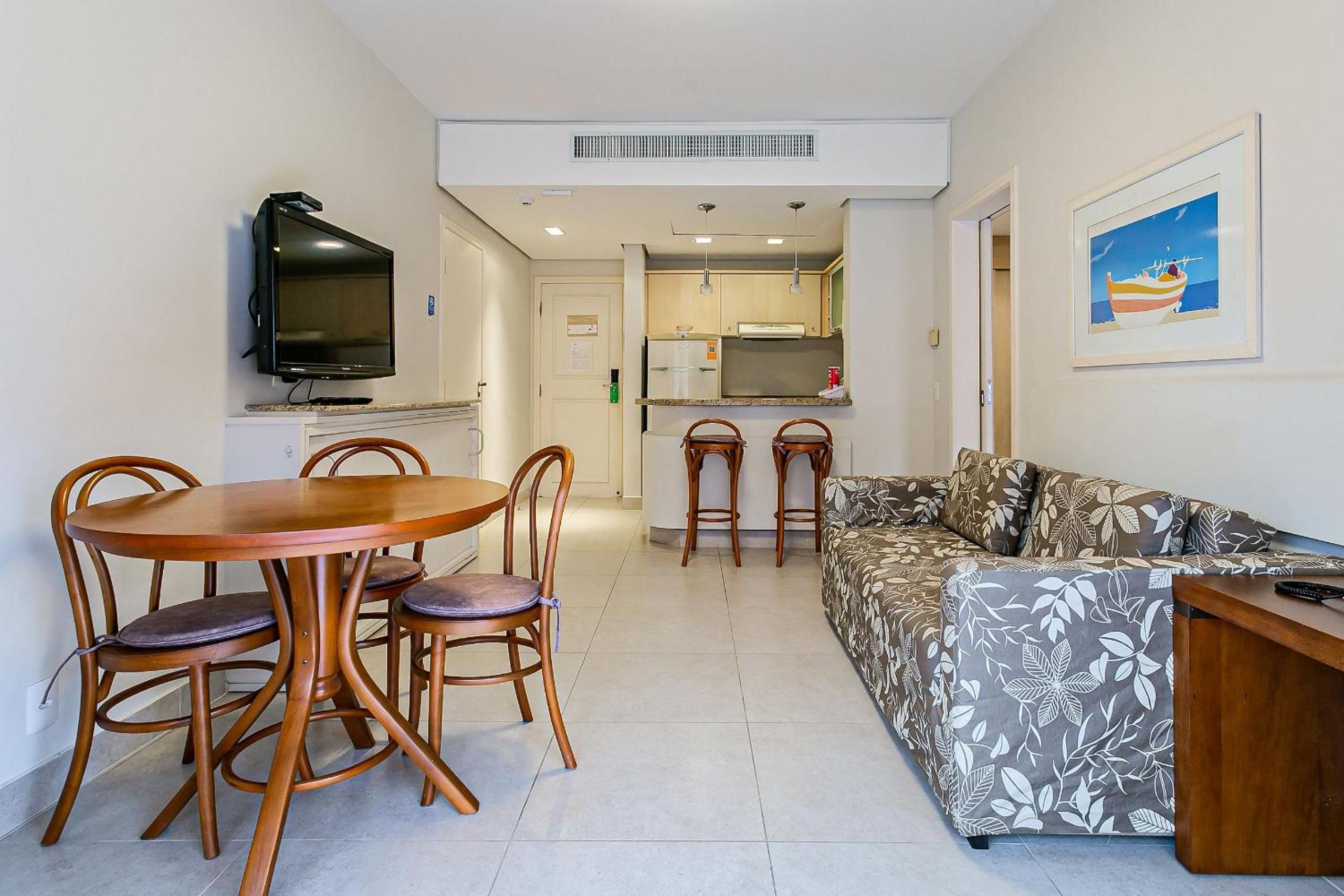 Modern Studios by the Sea - Jurerê Beach Village JBVTOP