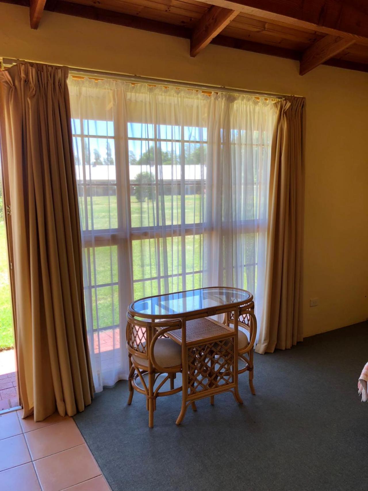 Coonawarra Place Motor Inn
