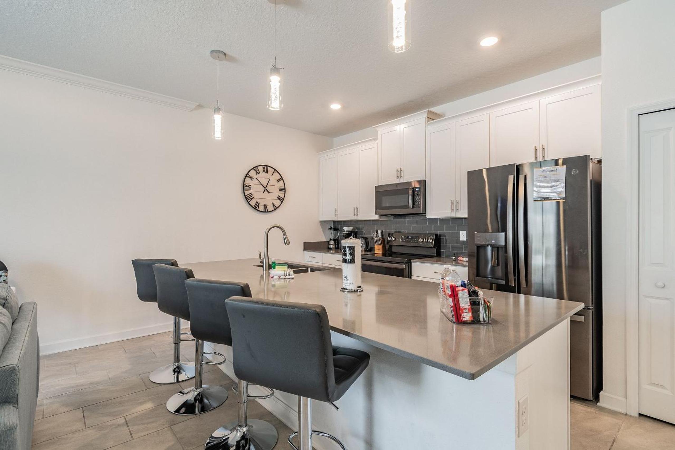 Luxury 4BD/3BA Home * Storey Lake *