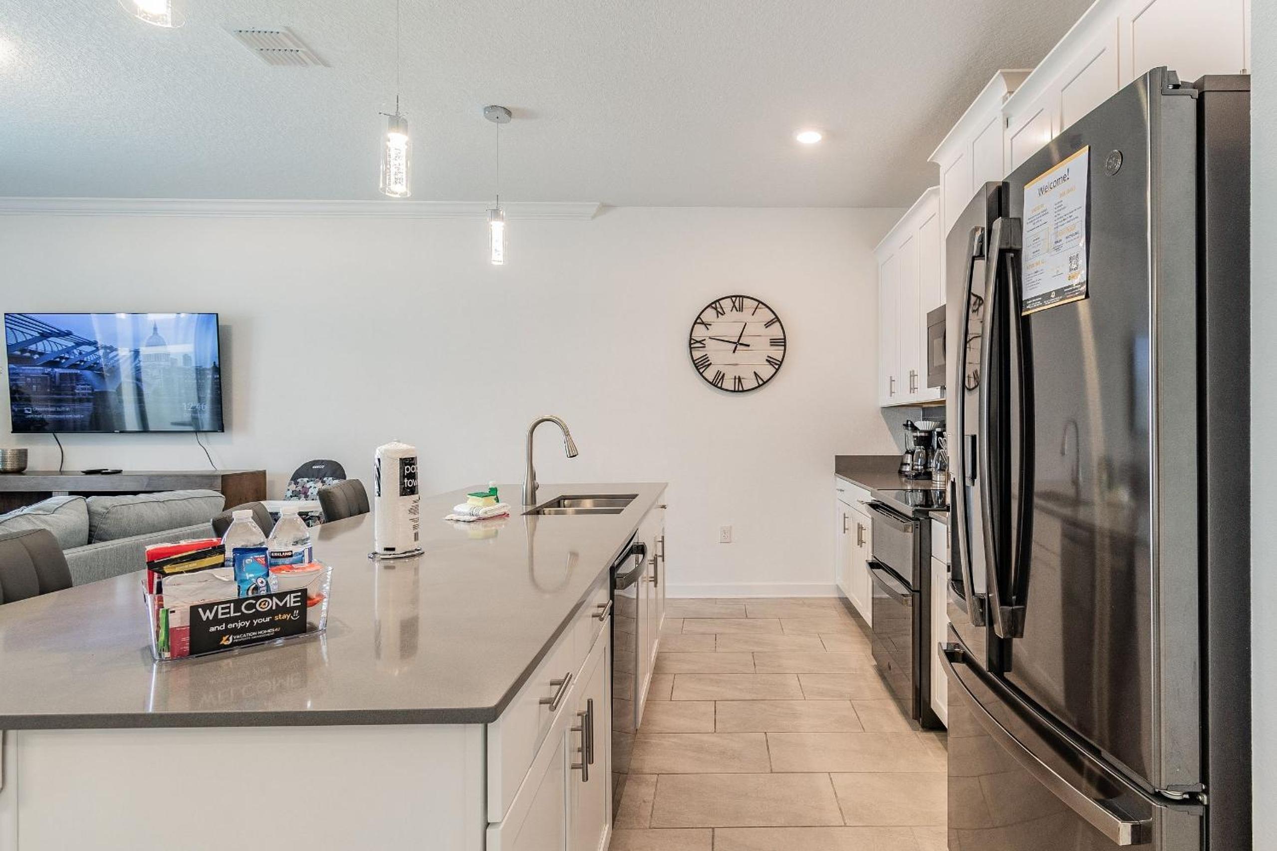 Luxury 4BD/3BA Home * Storey Lake *