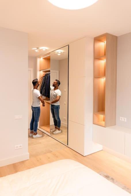 Henry's Appt with a private Suite 414 - Shared kitchen