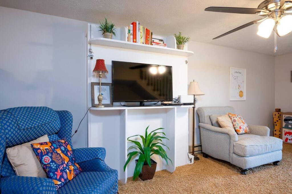 Creekside Comfort with Resort Amenities