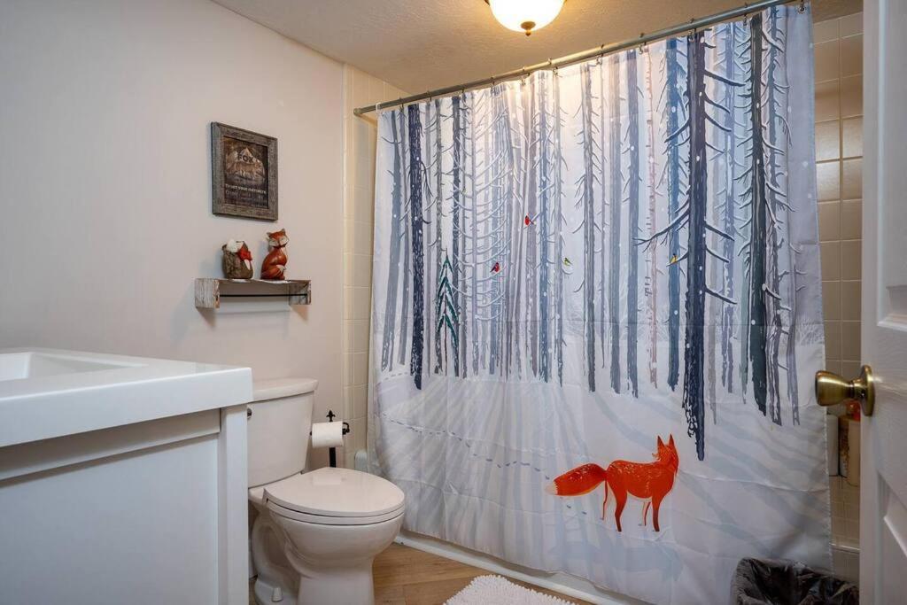 Creekside Comfort with Resort Amenities