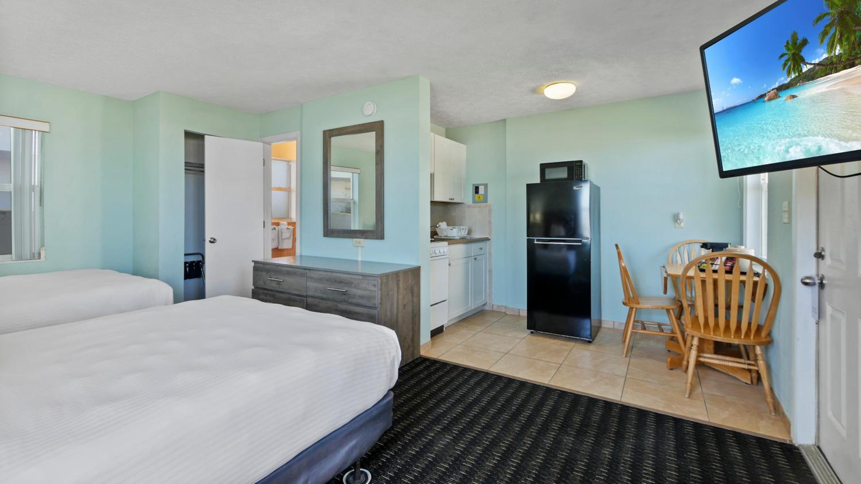 Ocean Court Beachfront Hotel
