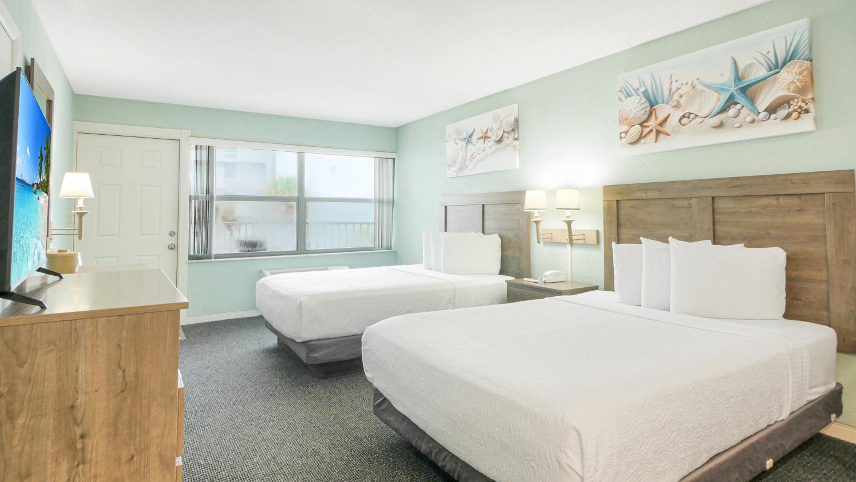 Ocean Court Beachfront Hotel