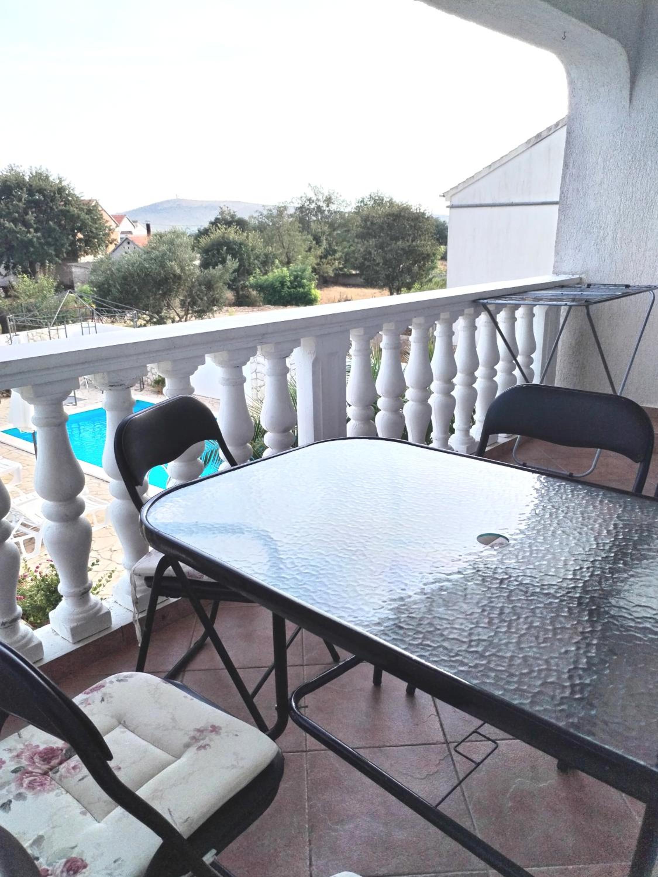 Apartments"Nika" with private pool view 3
