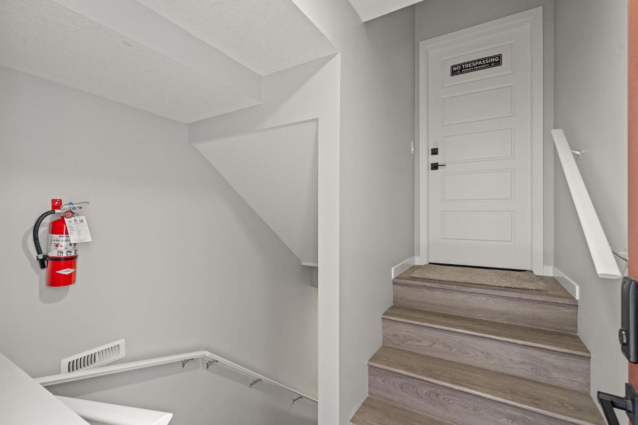 Meriweather - Calgary Breathtaking 1-bedroom apartment