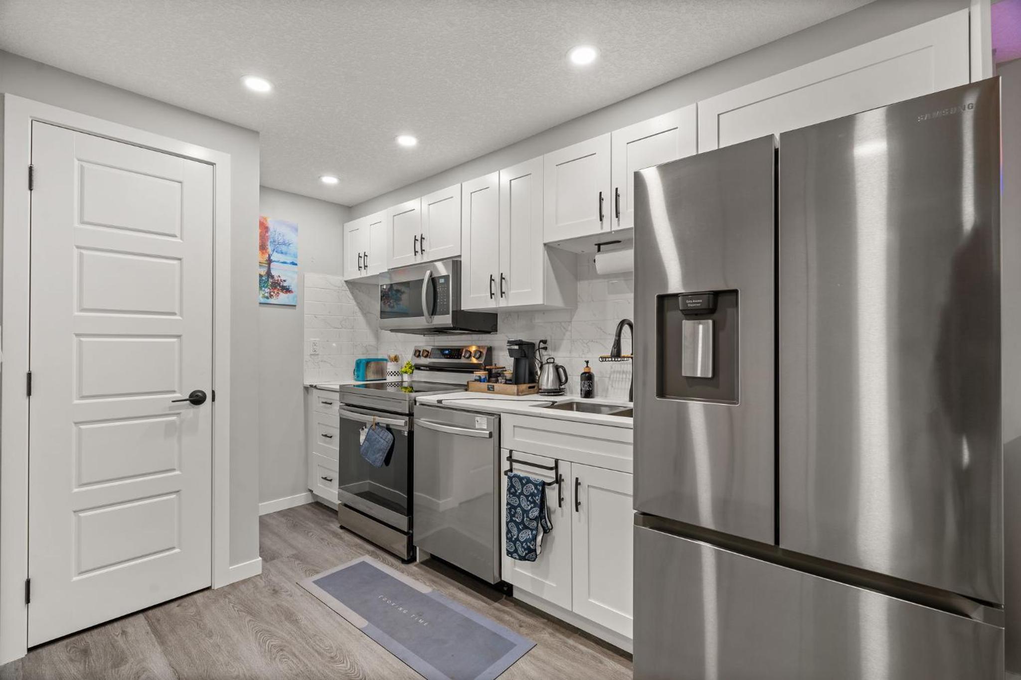 Meriweather - Calgary Breathtaking 1-bedroom apartment