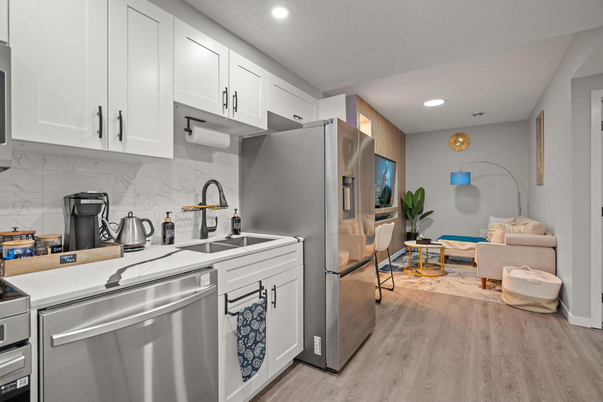 Meriweather - Calgary Breathtaking 1-bedroom apartment